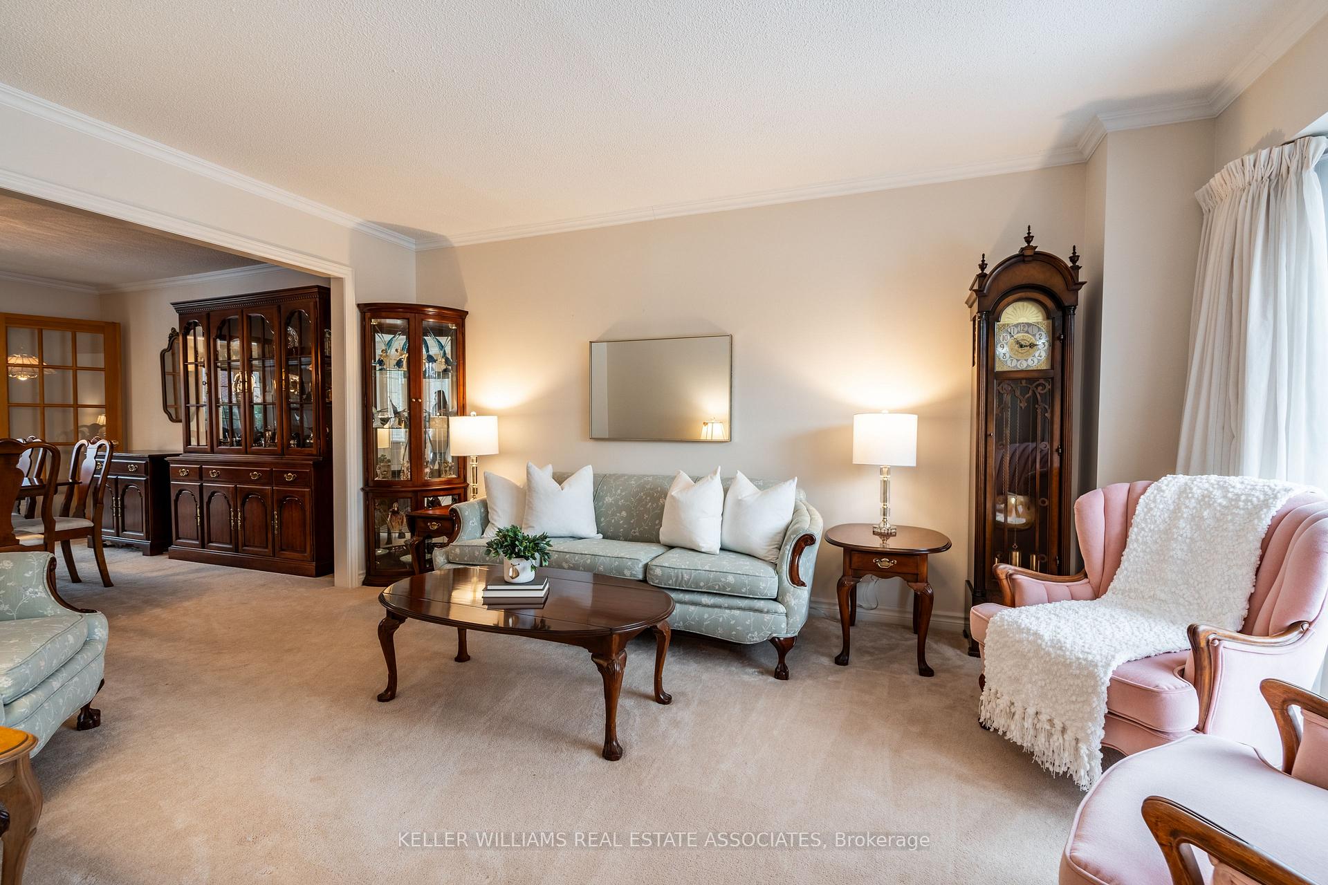 Photo 23 of 14 Nixon Crescent, Halton Hills, Georgetown — HOMEH