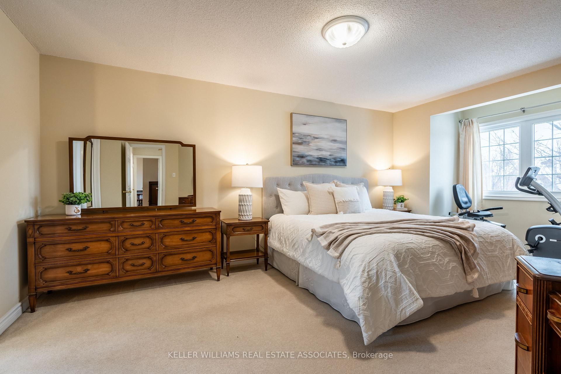 Photo 26 of 14 Nixon Crescent, Halton Hills, Georgetown — HOMEH