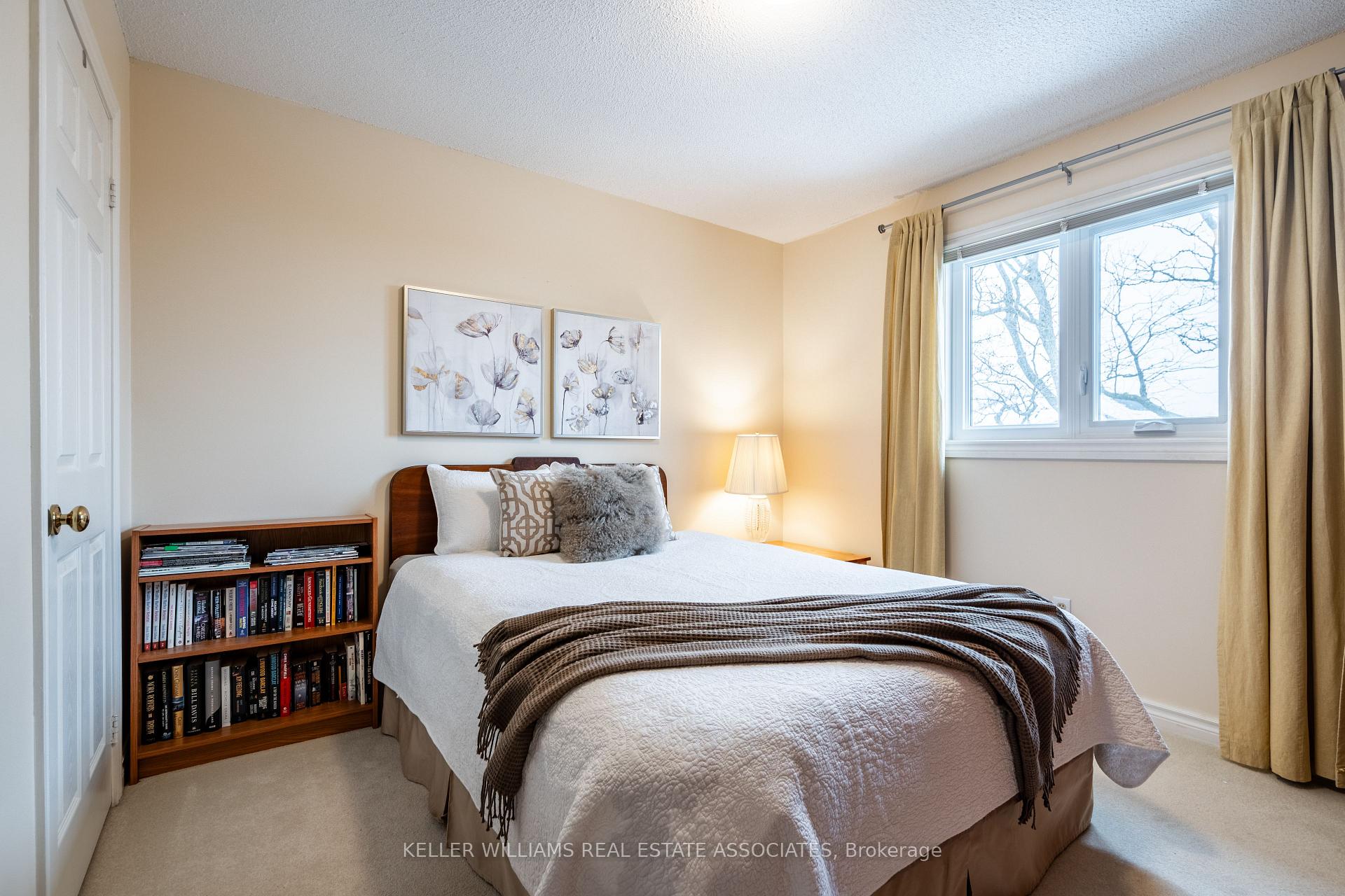 Photo 32 of 14 Nixon Crescent, Halton Hills, Georgetown — HOMEH