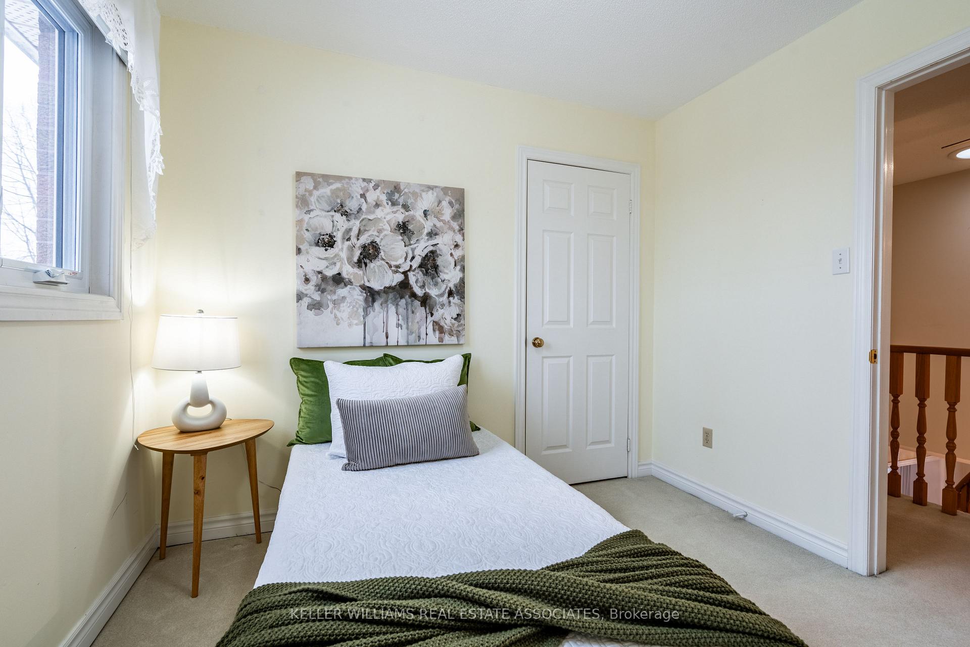 Photo 33 of 14 Nixon Crescent, Halton Hills, Georgetown — HOMEH