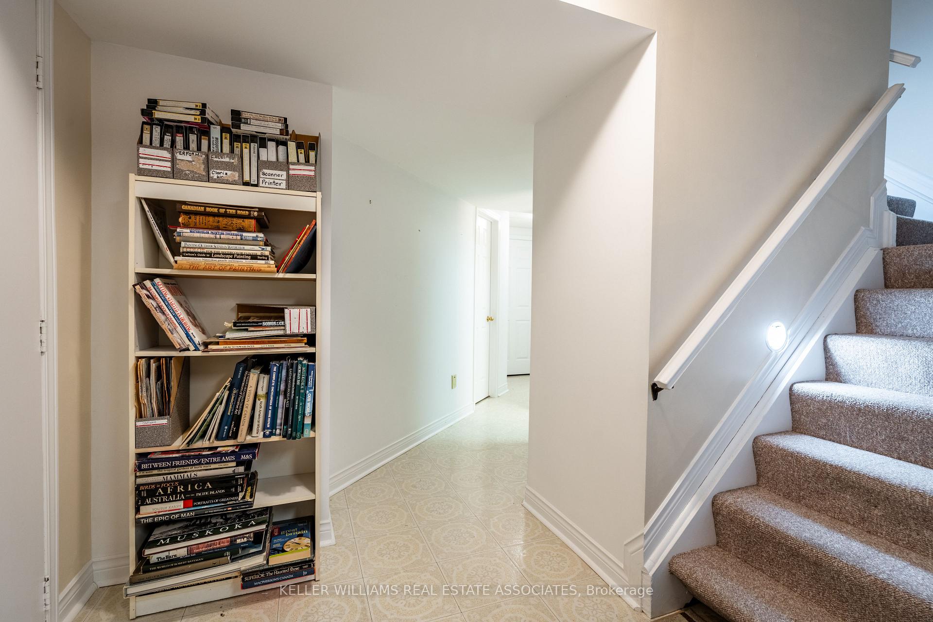 Photo 38 of 14 Nixon Crescent, Halton Hills, Georgetown — HOMEH