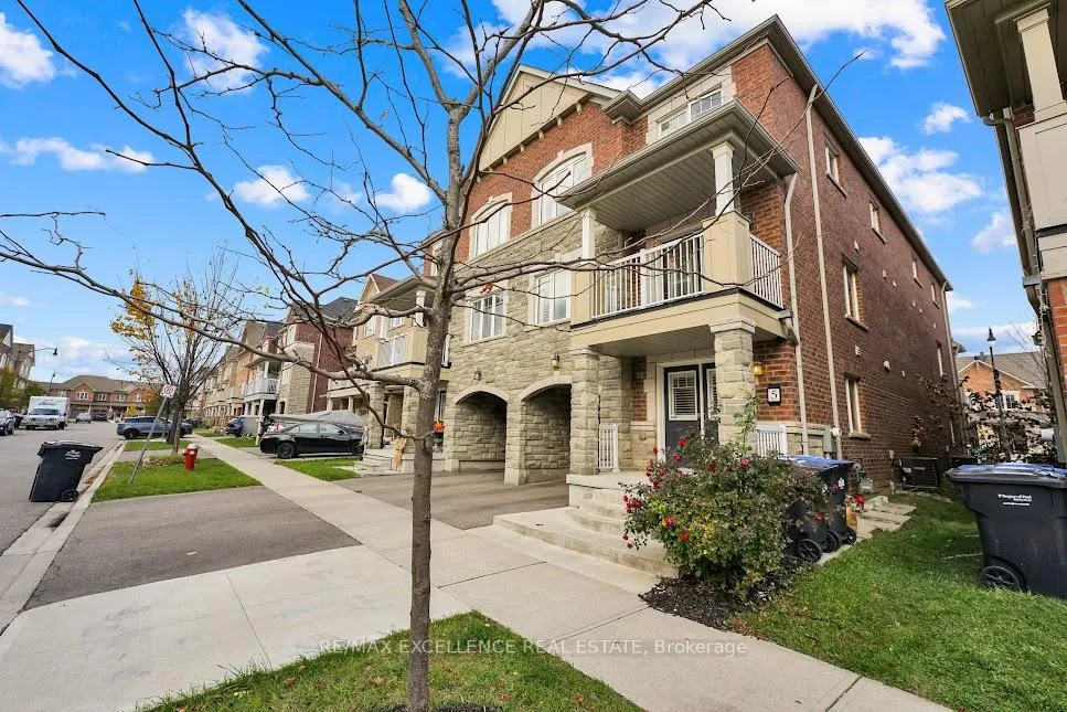 Photo 2 of 5 Francesco Street, Brampton, Northwest Brampton — HOMEH