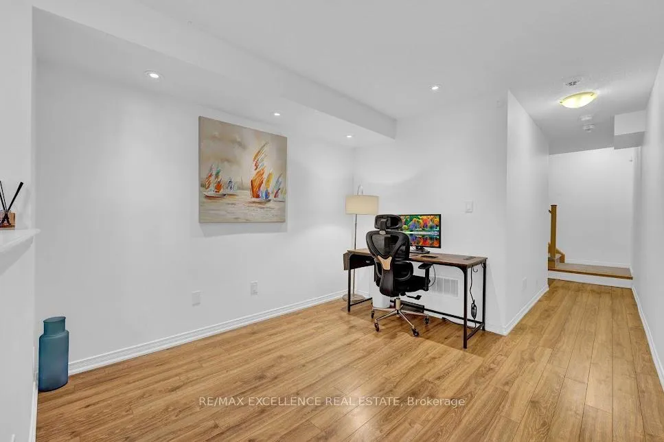 Photo 6 of 5 Francesco Street, Brampton, Northwest Brampton — HOMEH