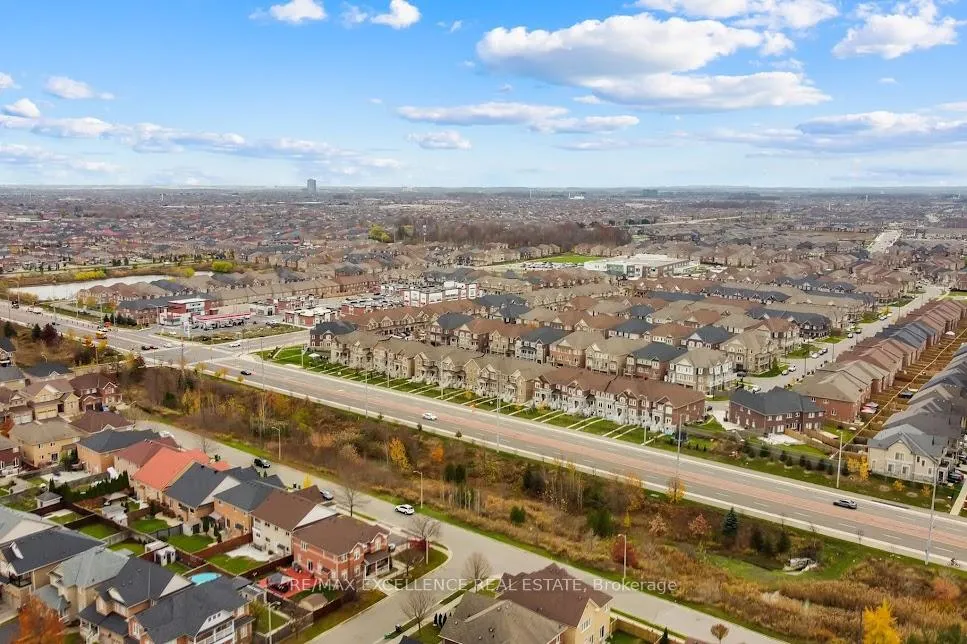 Photo 35 of 5 Francesco Street, Brampton, Northwest Brampton — HOMEH