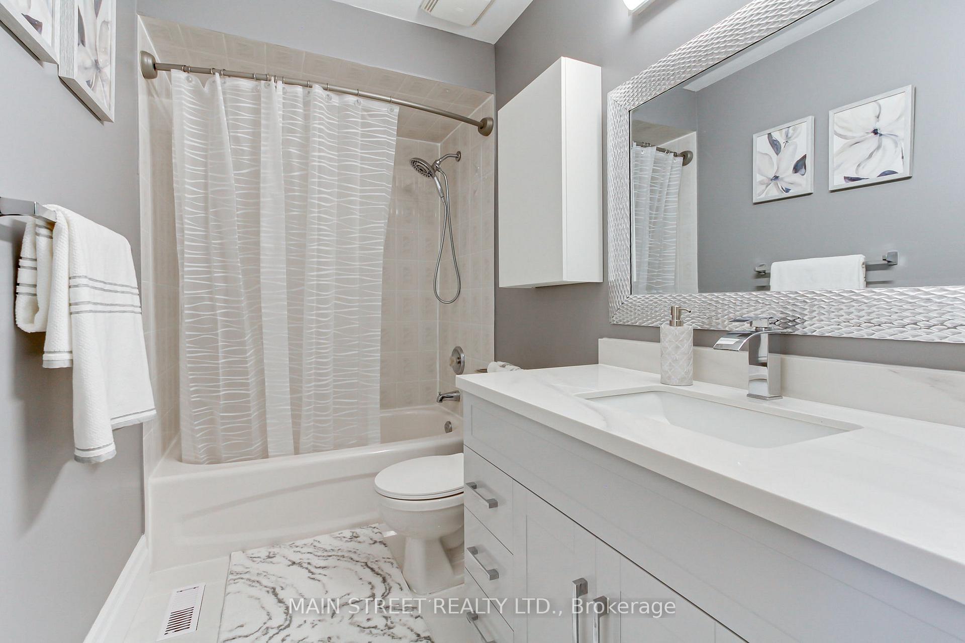 Photo 23 of 55 Crittenden Drive, Georgina, Keswick South — HOMEH