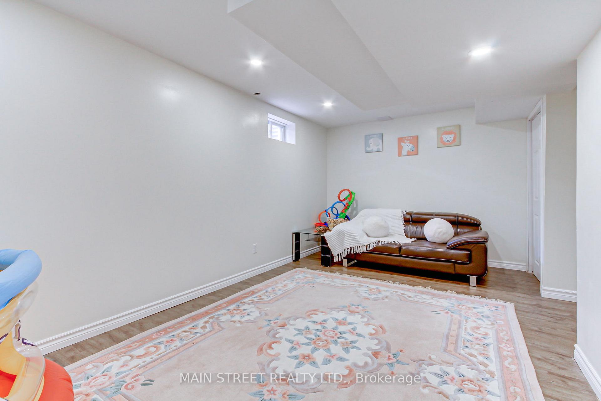 Photo 27 of 55 Crittenden Drive, Georgina, Keswick South — HOMEH