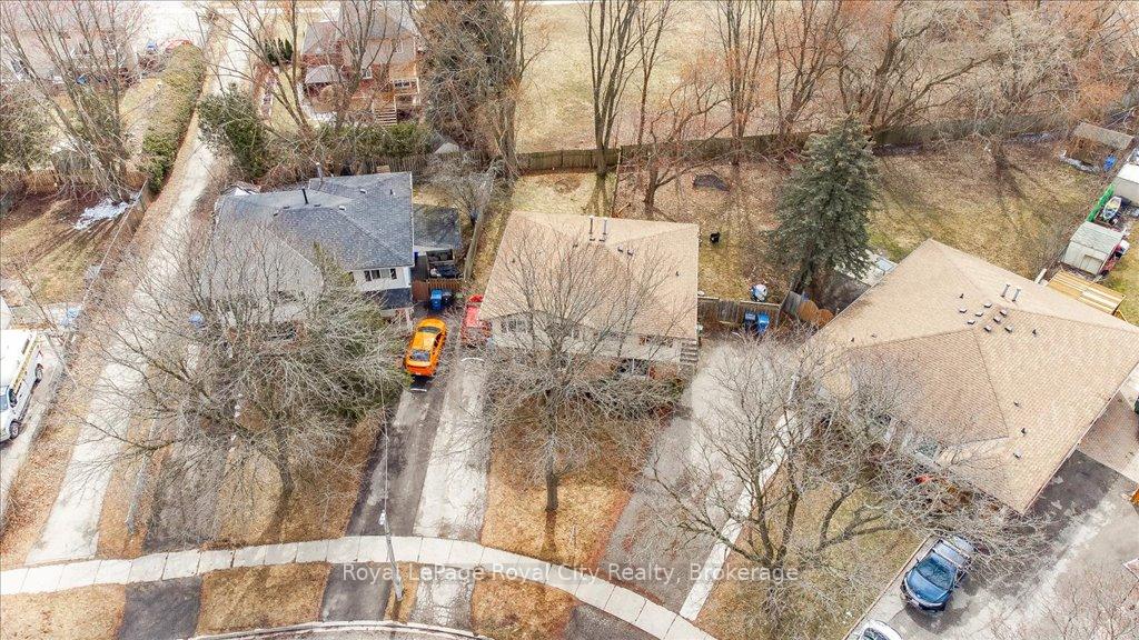 Photo 2 of 341 Cole Road, Guelph, Kortright West — HOMEH