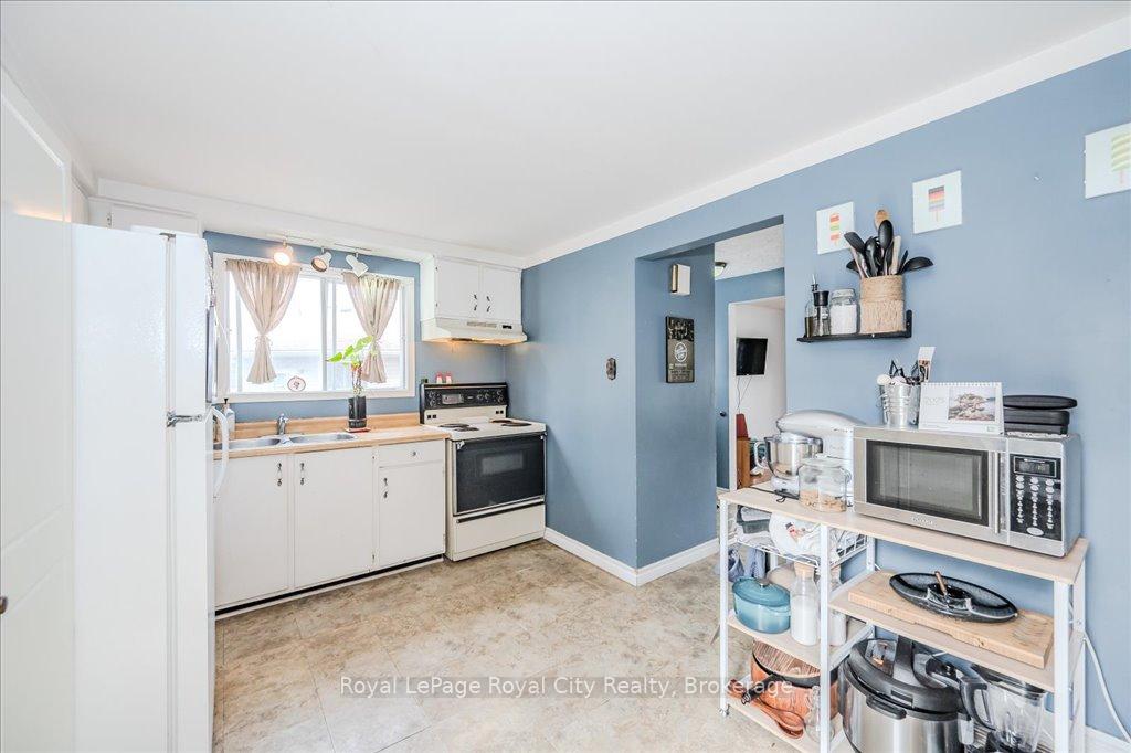 Photo 11 of 341 Cole Road, Guelph, Kortright West — HOMEH