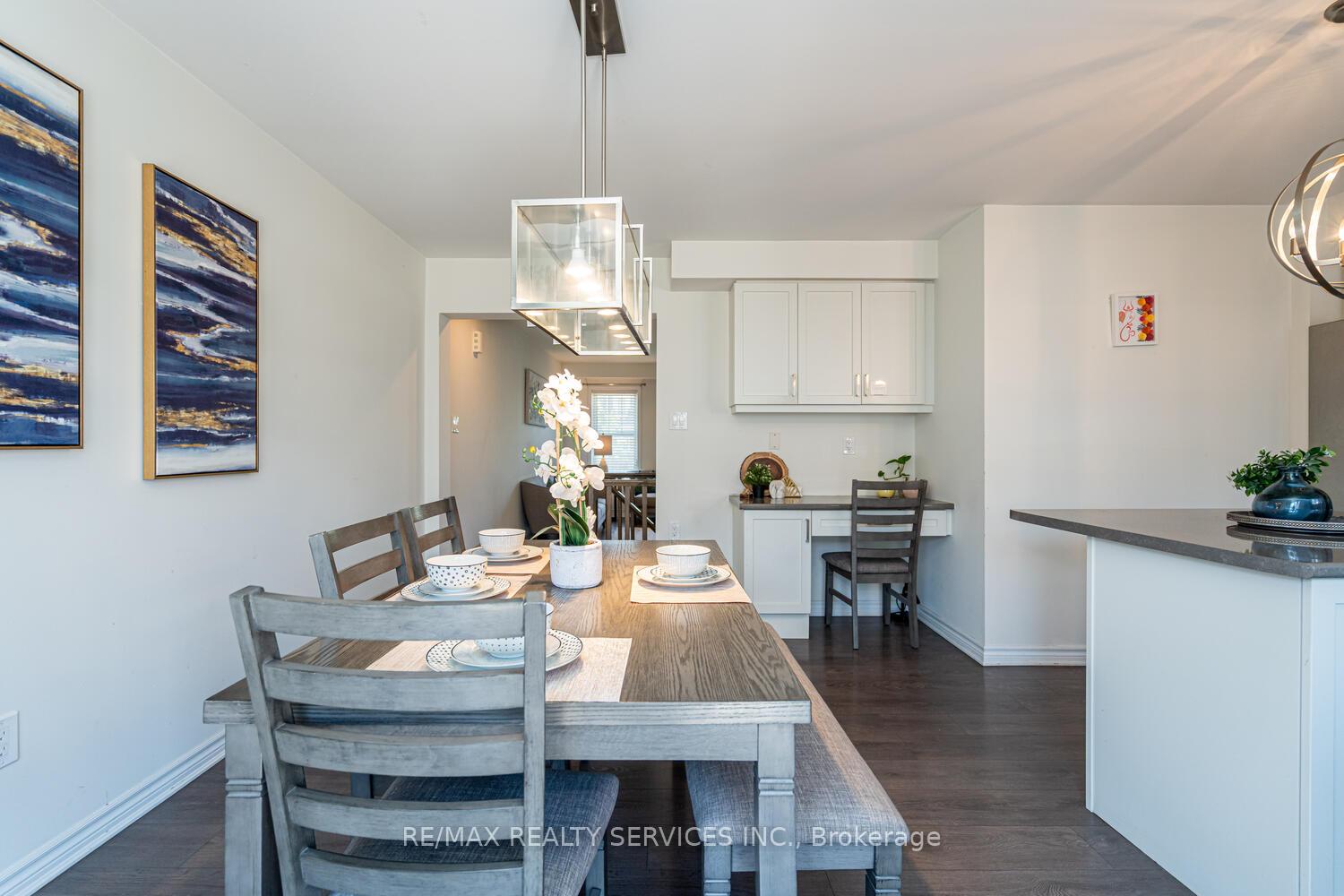 Photo 19 of 221 Remembrance Road E, Brampton, Northwest Brampton — HOMEH