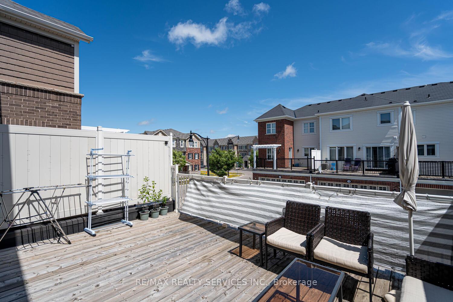 Photo 29 of 221 Remembrance Road E, Brampton, Northwest Brampton — HOMEH