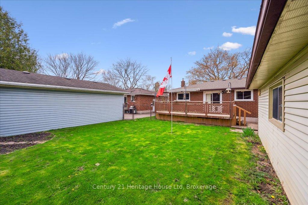 Photo 34 of 49 Sleeman Avenue, Guelph, Junction/Onward Willow — HOMEH
