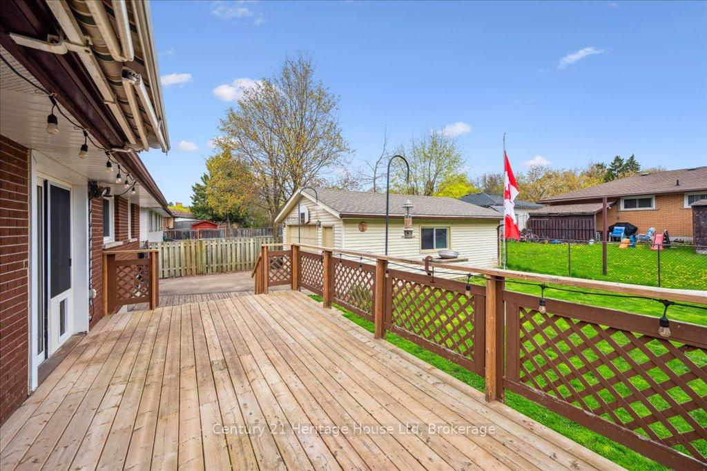 Photo 37 of 49 Sleeman Avenue, Guelph, Junction/Onward Willow — HOMEH