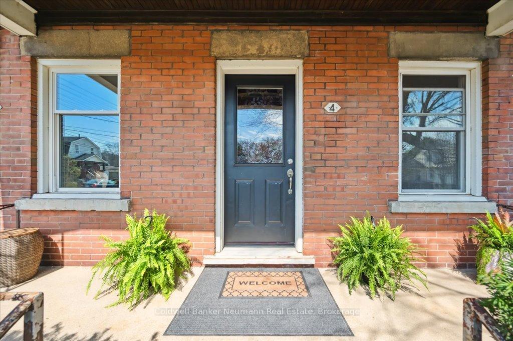 Photo 2 of 4 Walter Street, Guelph, St. Patrick's Ward — HOMEH