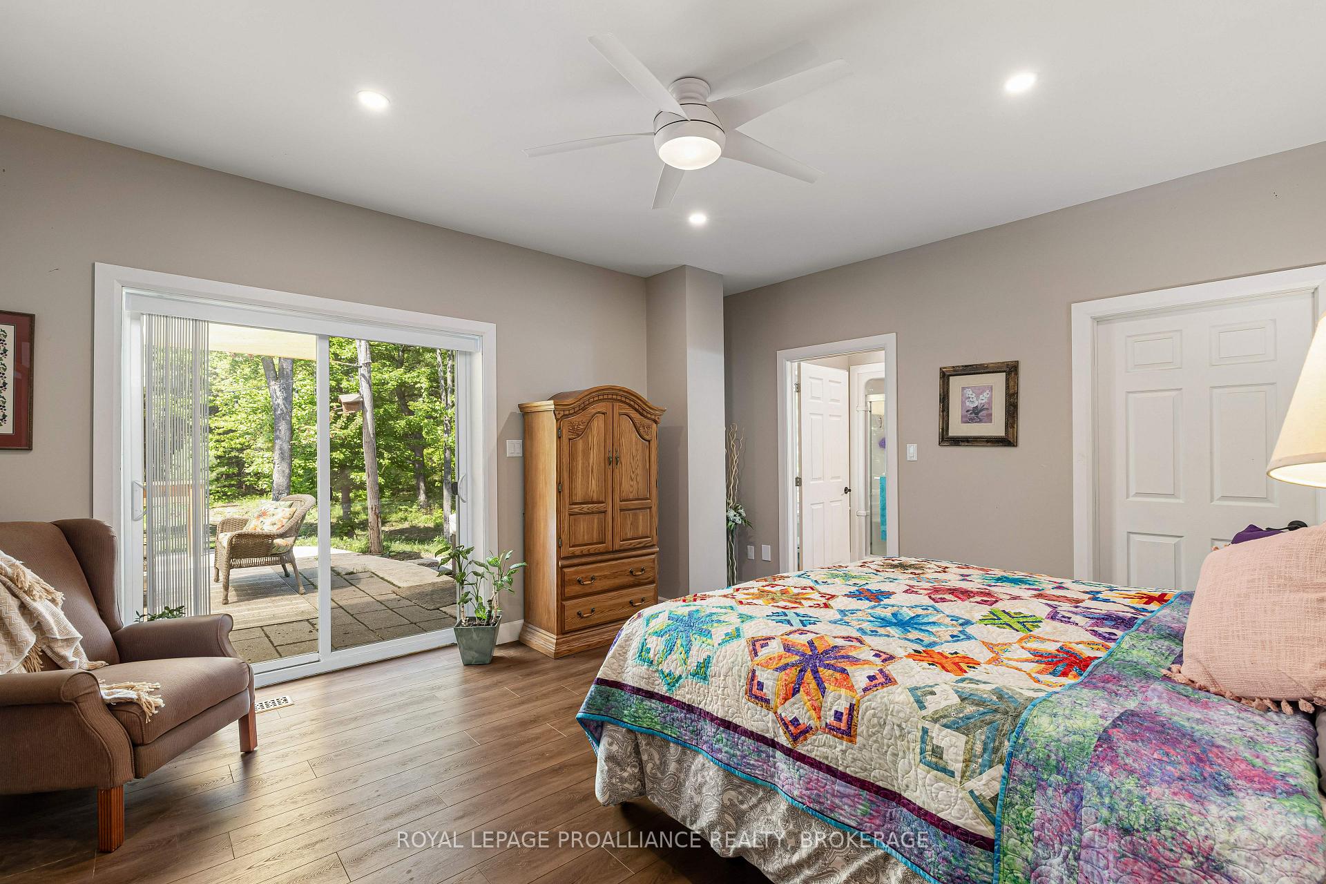Photo 15 of 1146 Devil Lake Road, Frontenac, Frontenac South — HOMEH