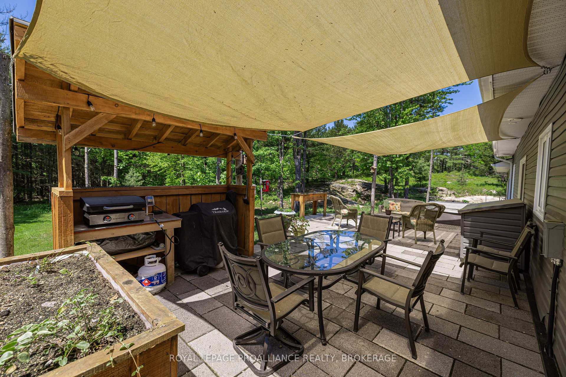 Photo 31 of 1146 Devil Lake Road, Frontenac, Frontenac South — HOMEH