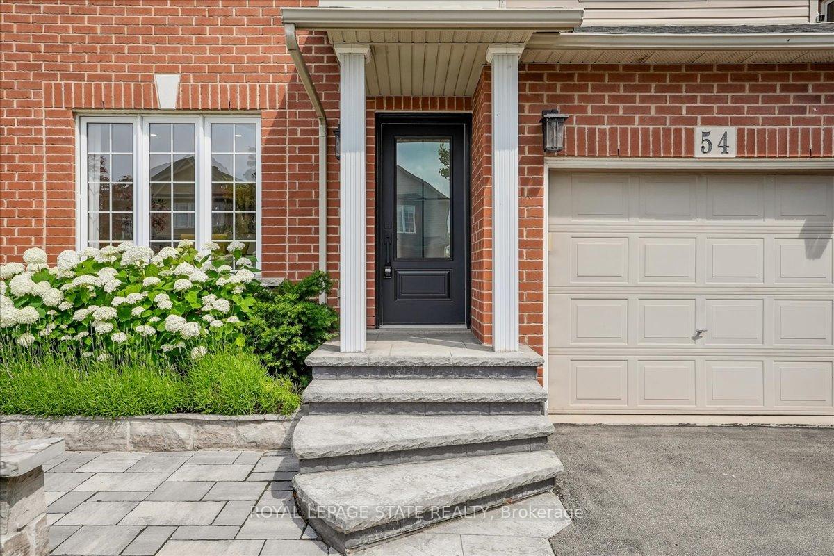 Photo 10 of 54 Ivybridge Drive, Hamilton, Stoney Creek — HOMEH