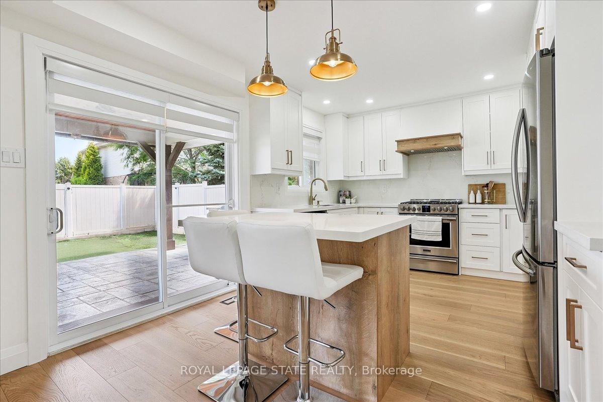 Photo 17 of 54 Ivybridge Drive, Hamilton, Stoney Creek — HOMEH