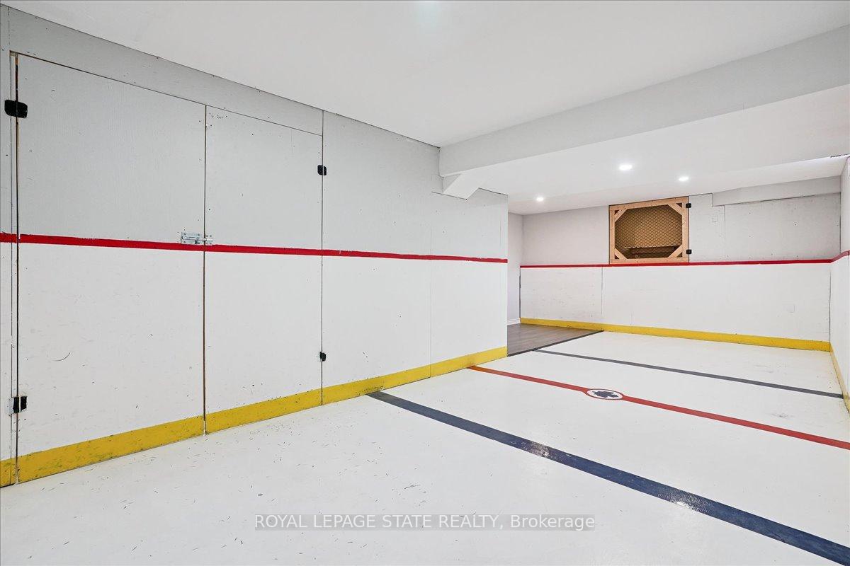 Photo 35 of 54 Ivybridge Drive, Hamilton, Stoney Creek — HOMEH
