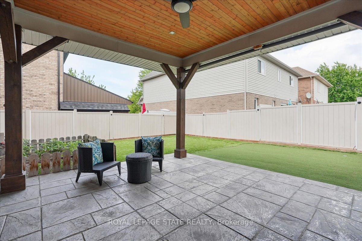 Photo 39 of 54 Ivybridge Drive, Hamilton, Stoney Creek — HOMEH