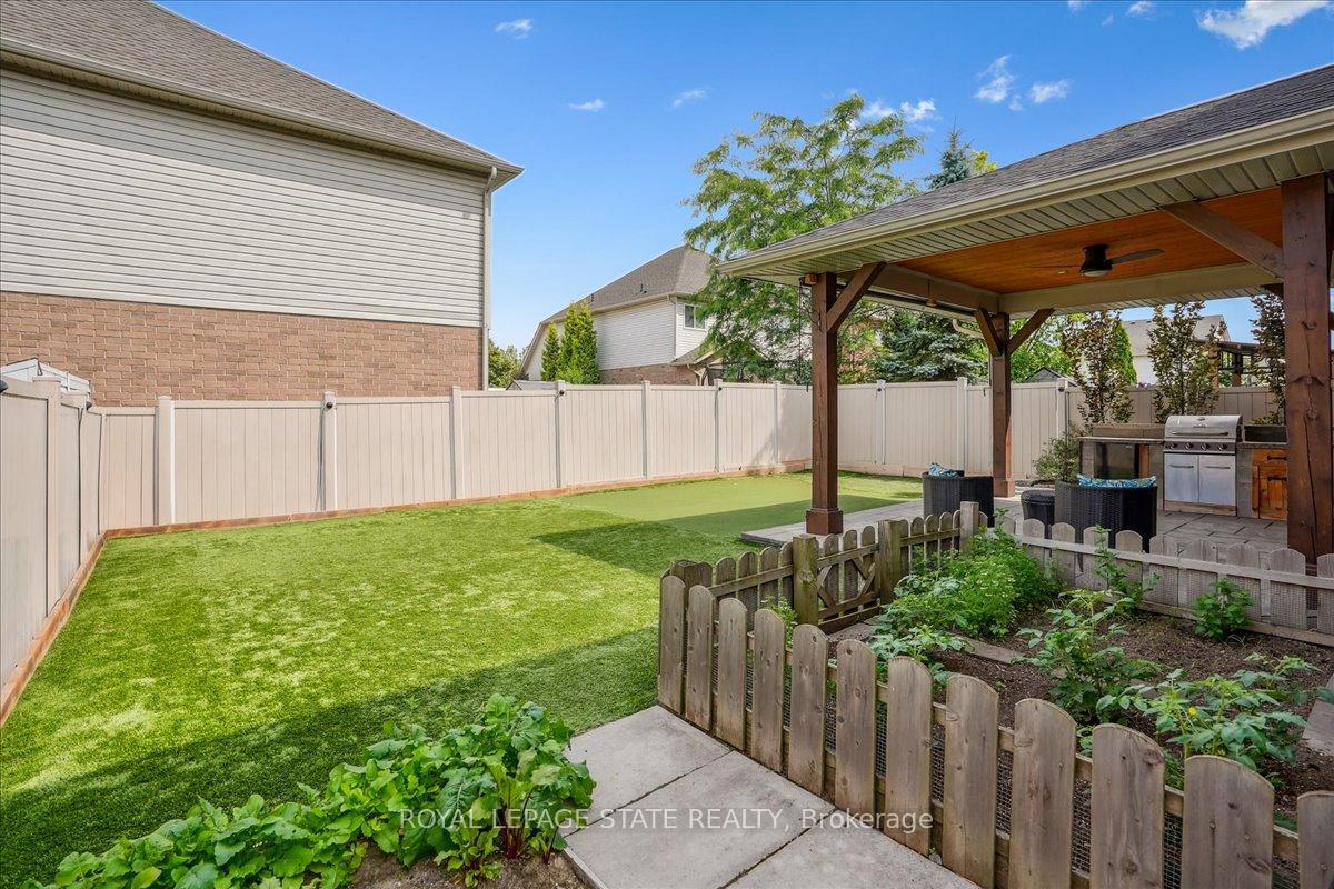 Photo 41 of 54 Ivybridge Drive, Hamilton, Stoney Creek — HOMEH