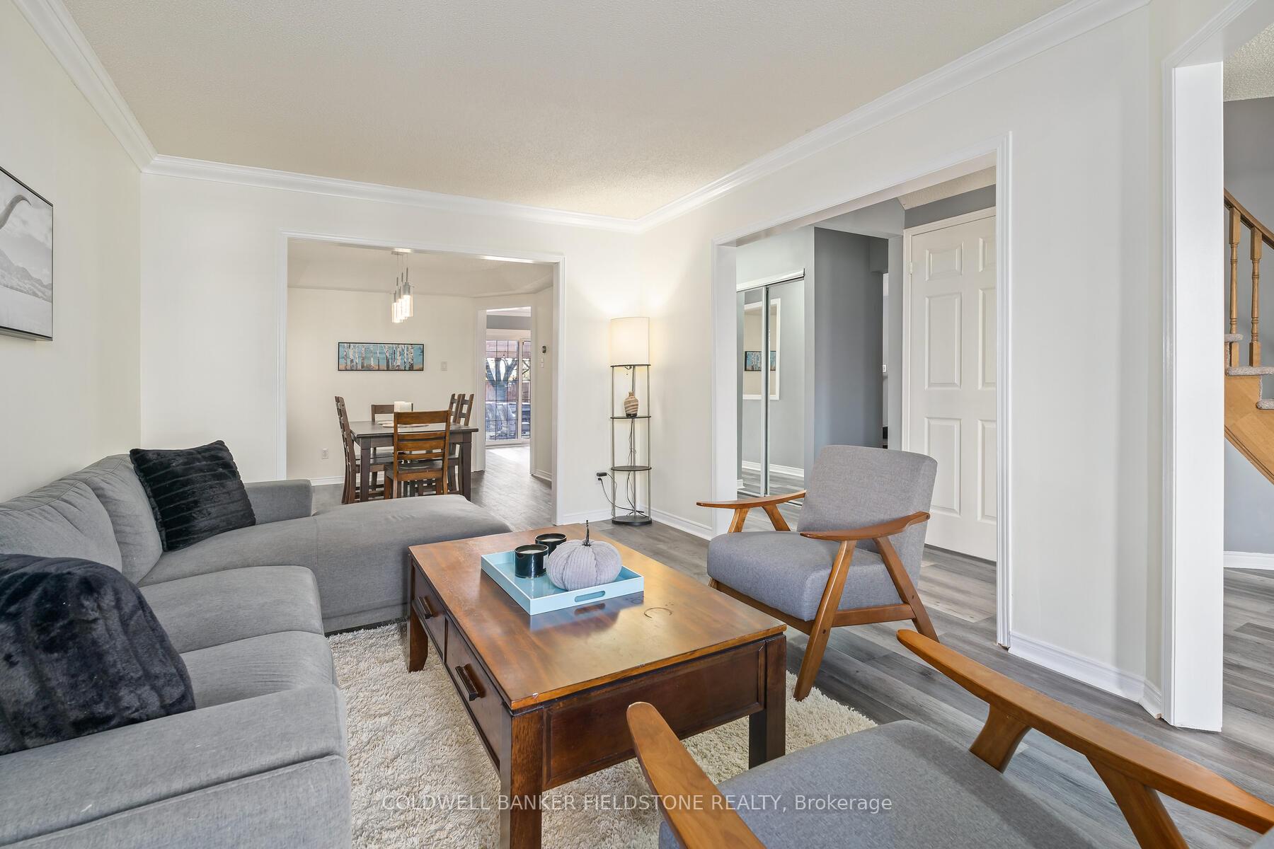 Photo 7 of 78 Lauchlin Crescent, Halton Hills, Georgetown — HOMEH
