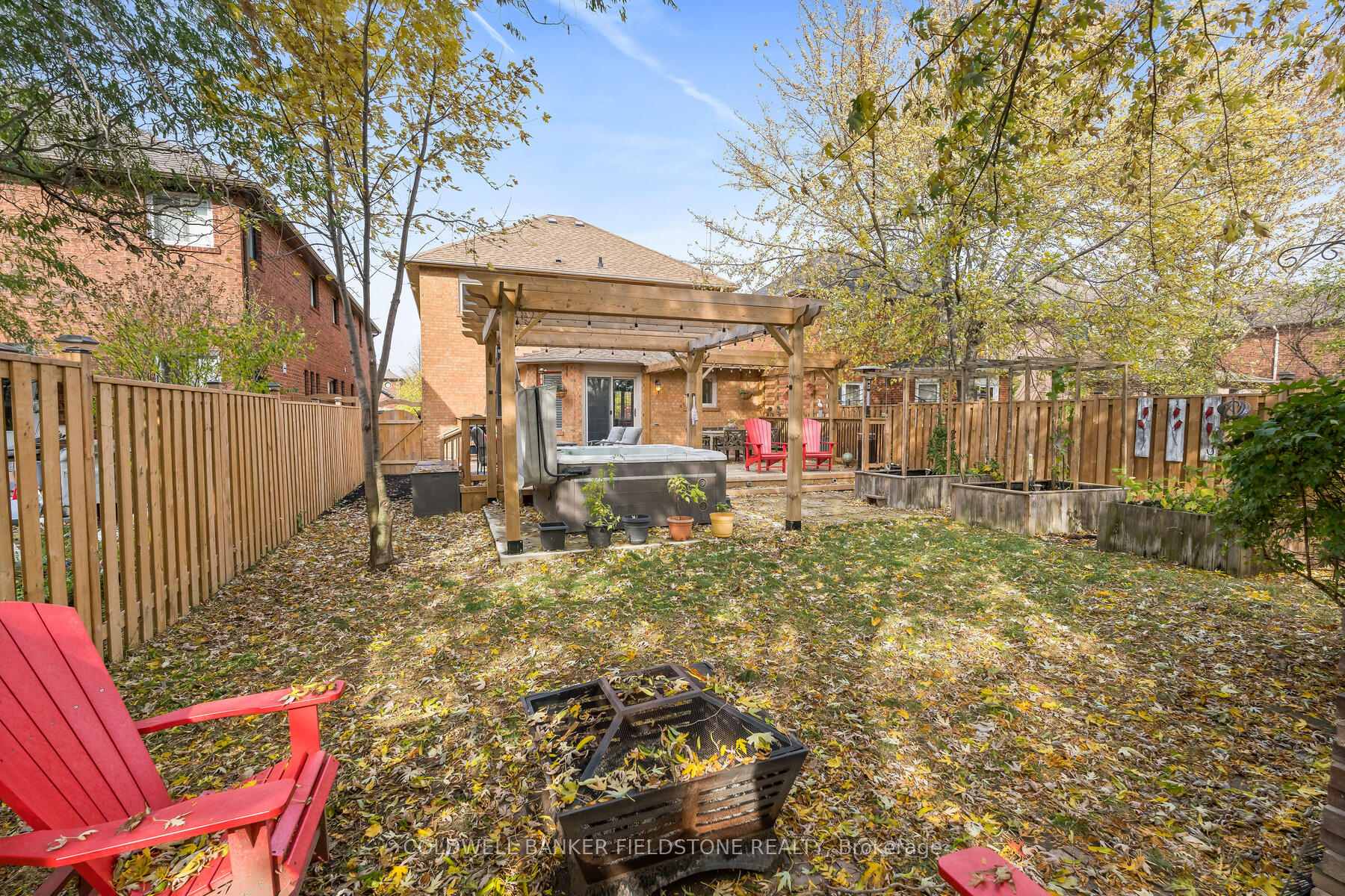 Photo 37 of 78 Lauchlin Crescent, Halton Hills, Georgetown — HOMEH