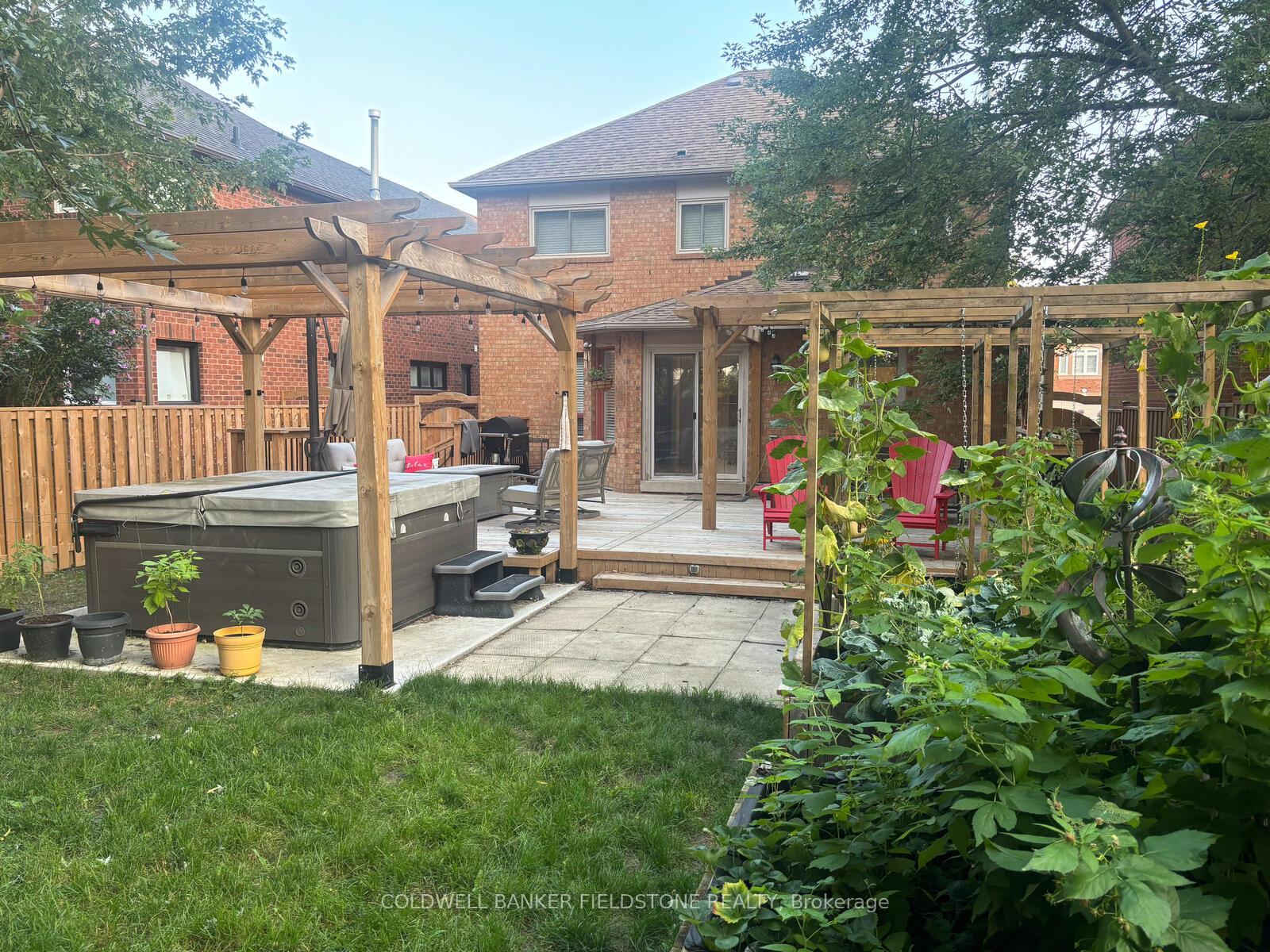 Photo 40 of 78 Lauchlin Crescent, Halton Hills, Georgetown — HOMEH