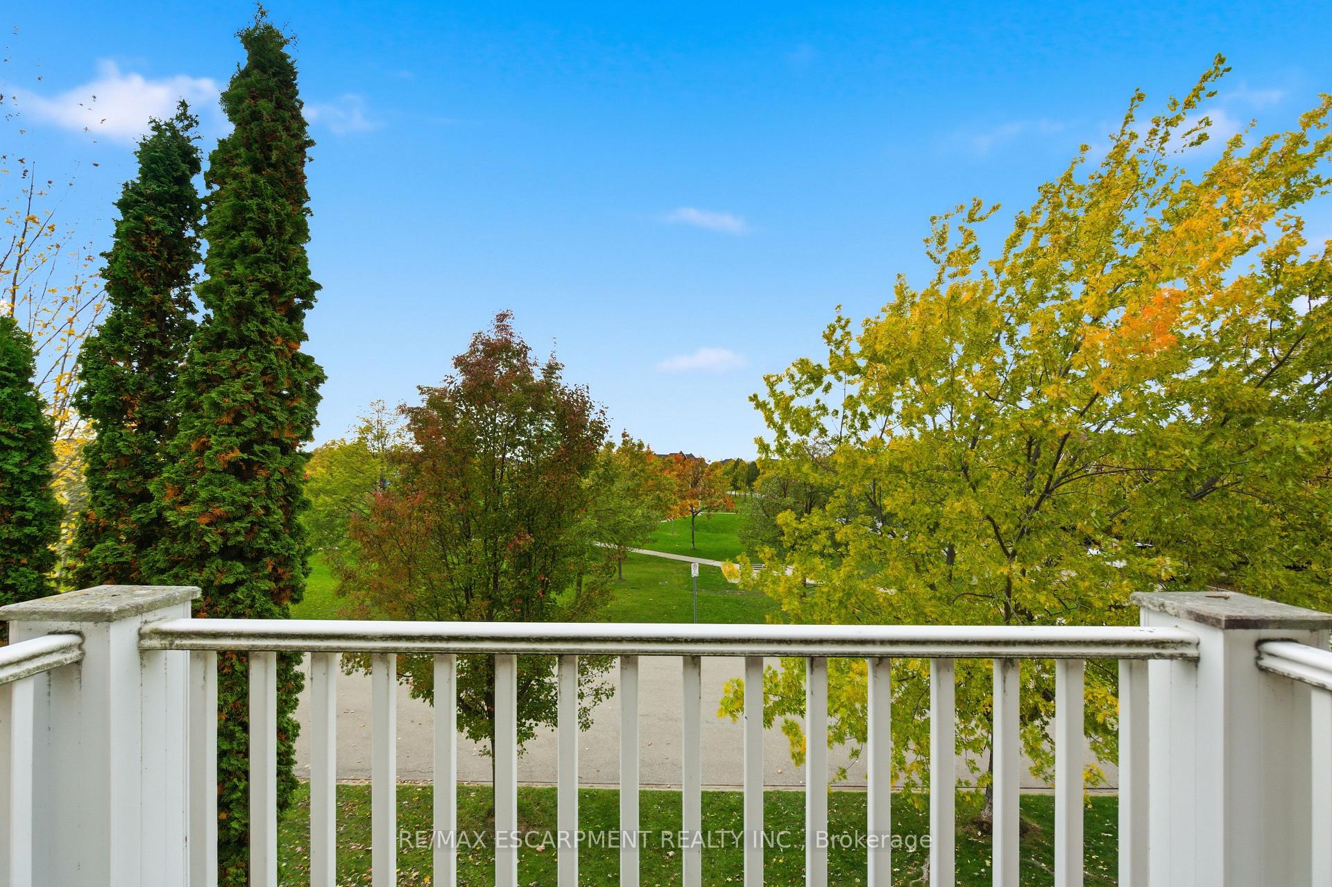 Photo 17 of 80 Easthampton Road, Hamilton, Winona Park — HOMEH