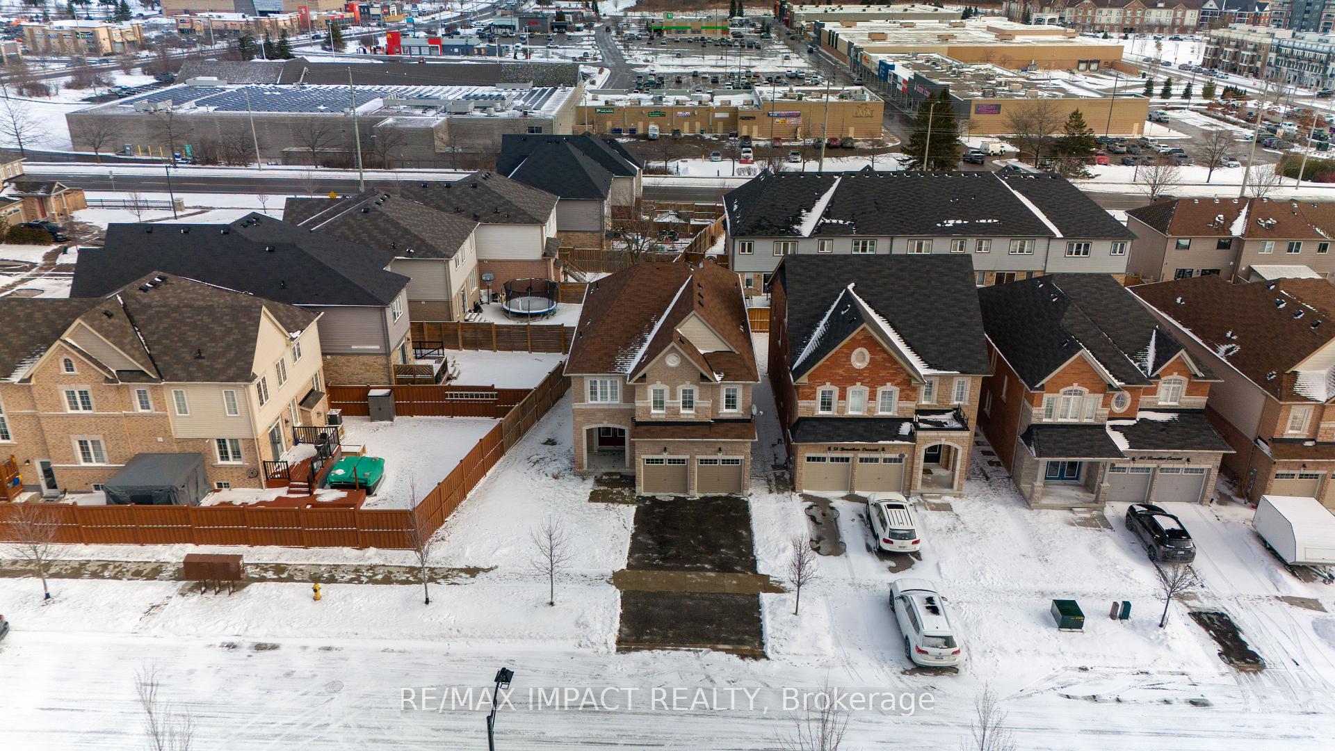Photo 2 of 56 Bonathon Crescent, Clarington, Bowmanville — HOMEH