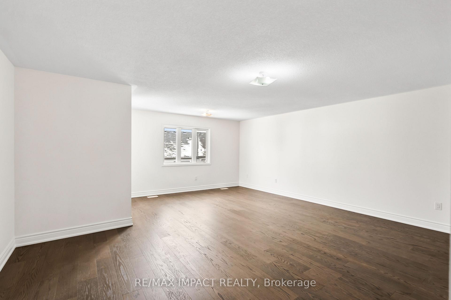 Photo 21 of 56 Bonathon Crescent, Clarington, Bowmanville — HOMEH