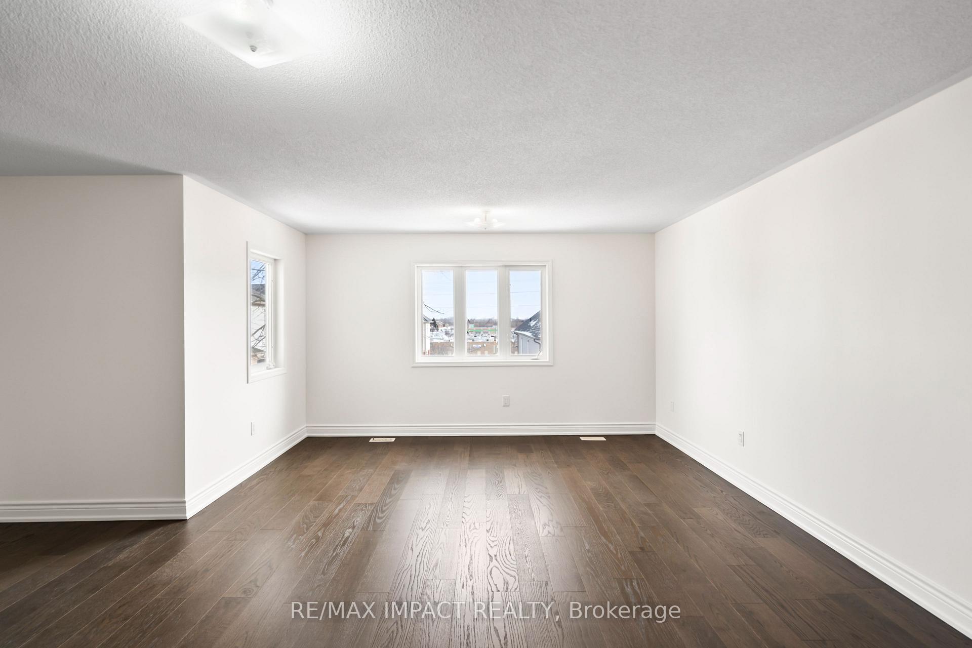 Photo 22 of 56 Bonathon Crescent, Clarington, Bowmanville — HOMEH