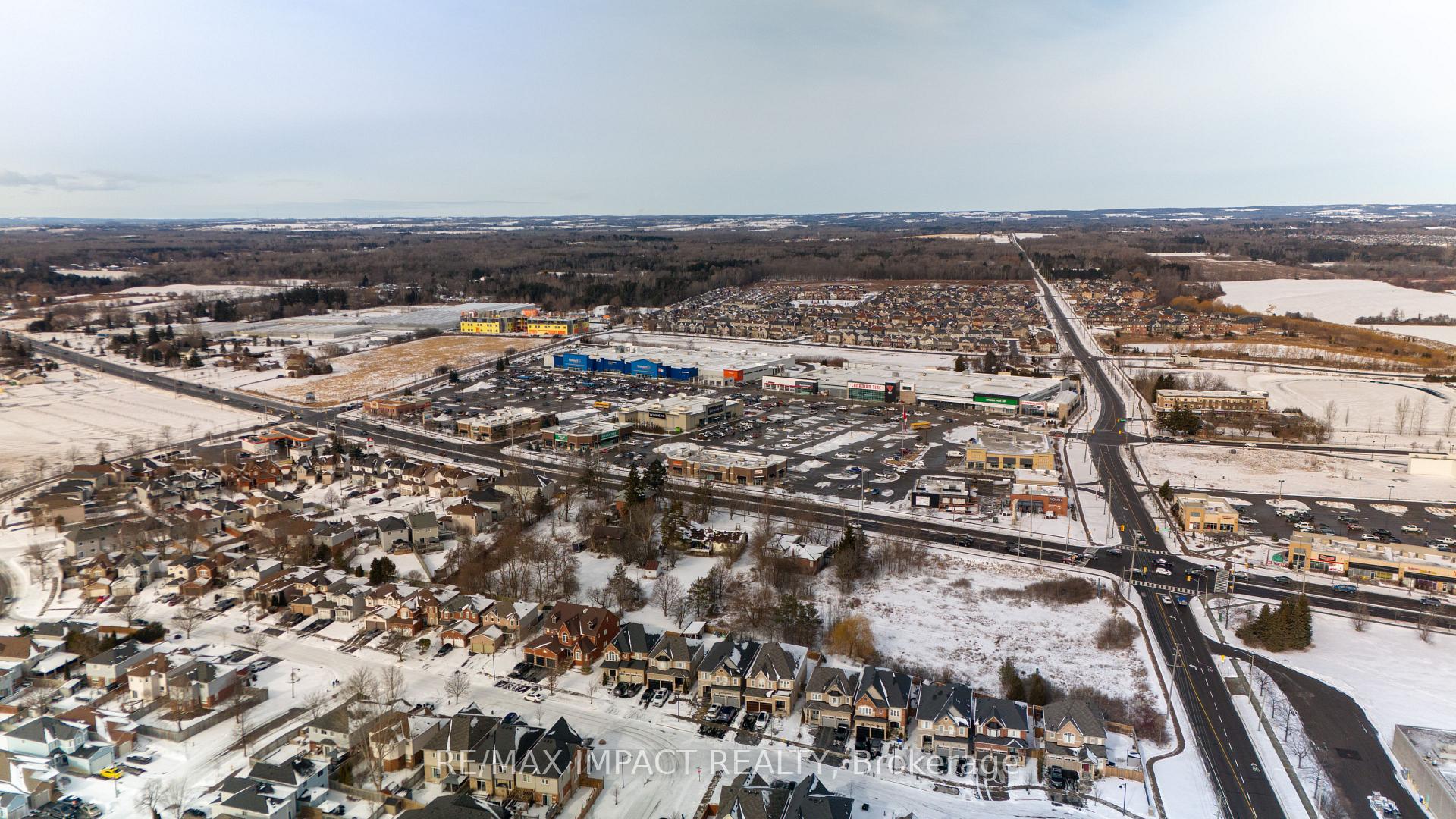 Photo 38 of 56 Bonathon Crescent, Clarington, Bowmanville — HOMEH