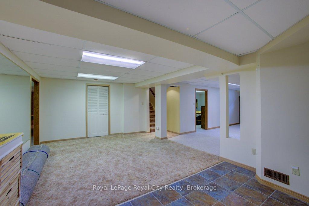 Photo 20 of 227 Dimson Avenue, Guelph, Kortright East — HOMEH