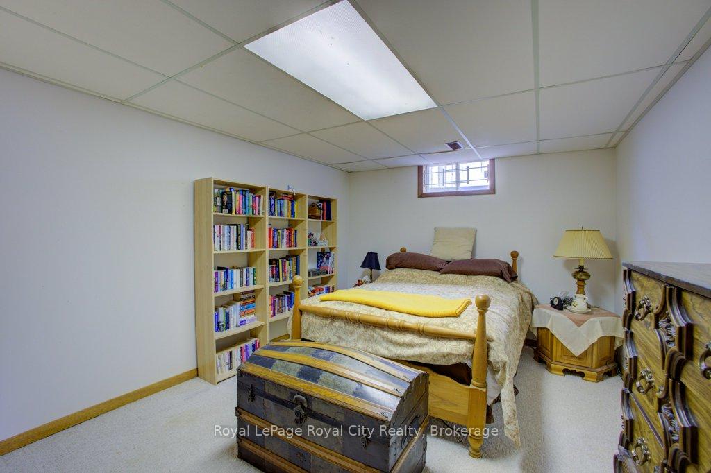 Photo 23 of 227 Dimson Avenue, Guelph, Kortright East — HOMEH