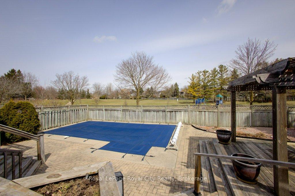 Photo 24 of 227 Dimson Avenue, Guelph, Kortright East — HOMEH