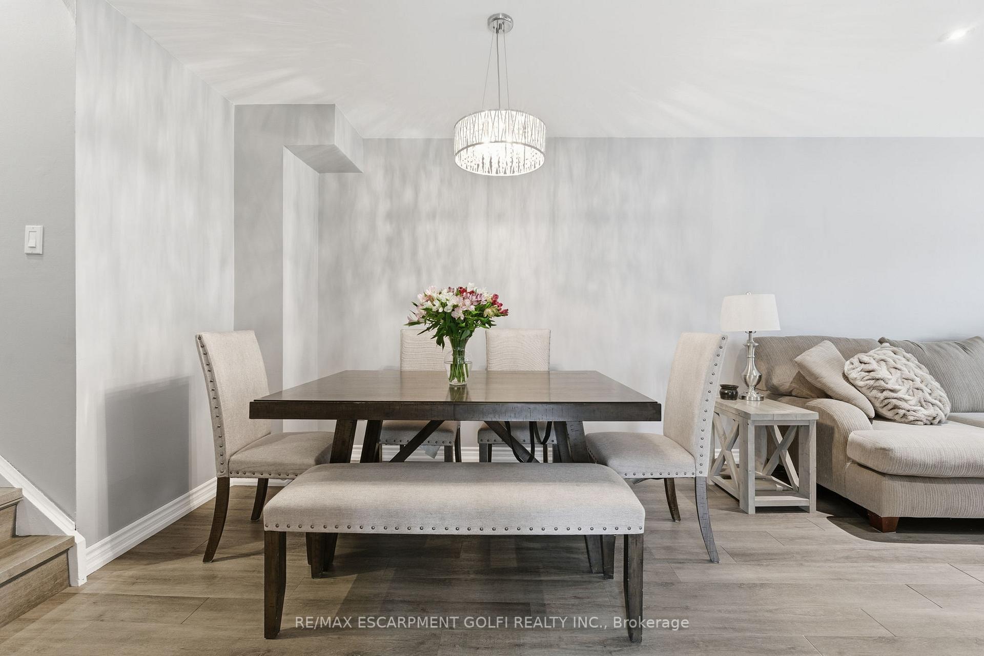 Photo 13 of 374 East 24TH Street, Hamilton, Burkholme — HOMEH