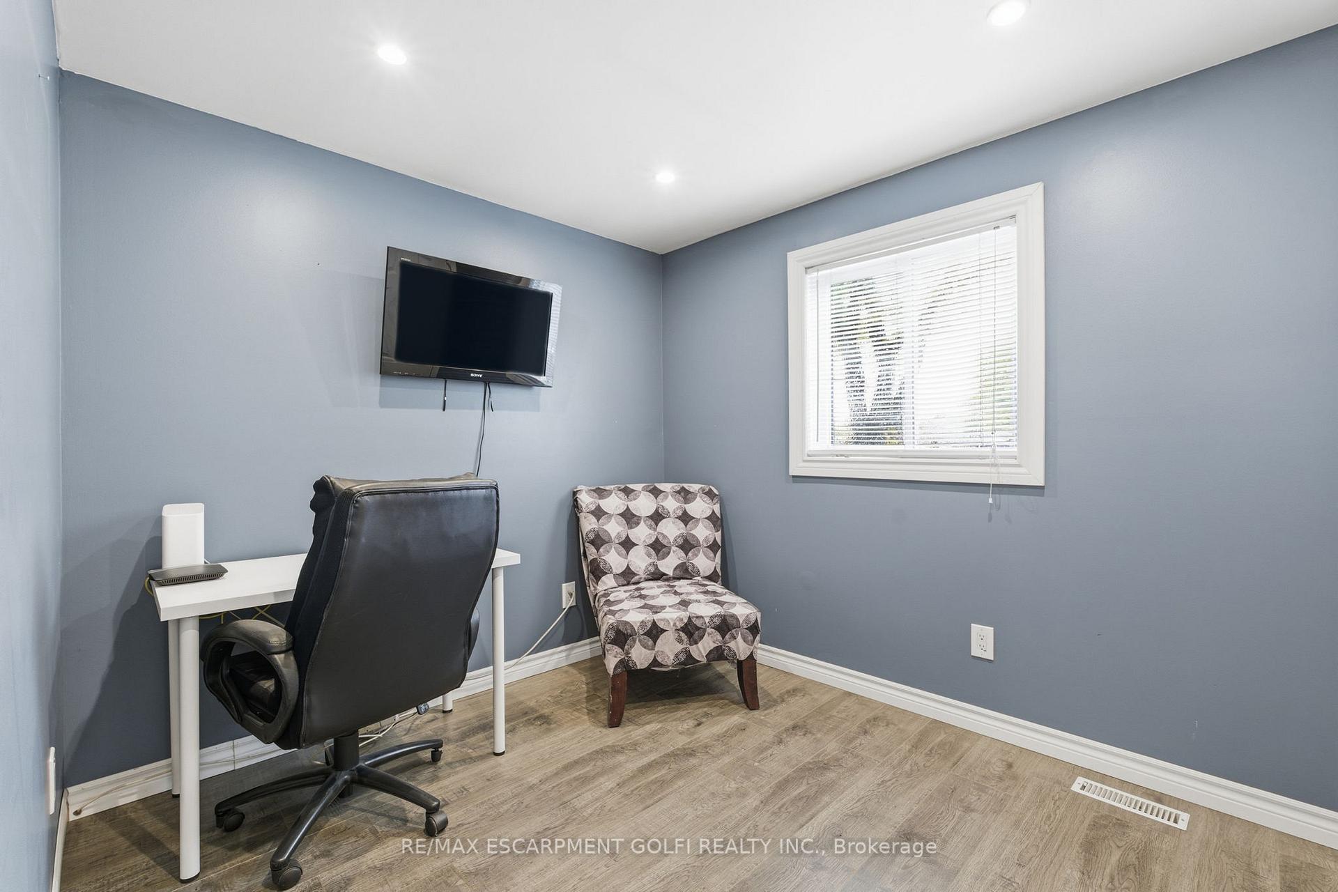 Photo 20 of 374 East 24TH Street, Hamilton, Burkholme — HOMEH