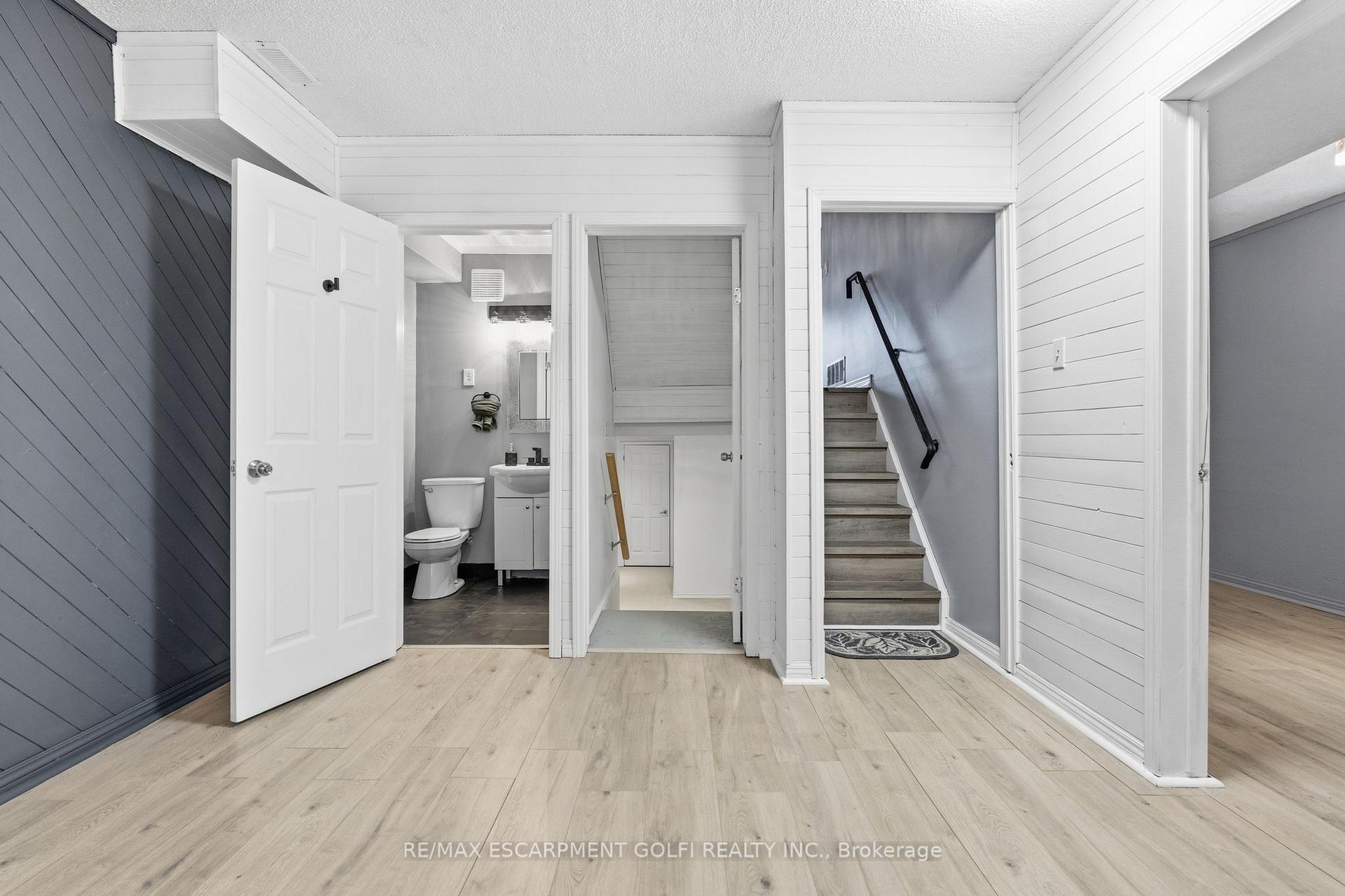 Photo 32 of 374 East 24TH Street, Hamilton, Burkholme — HOMEH