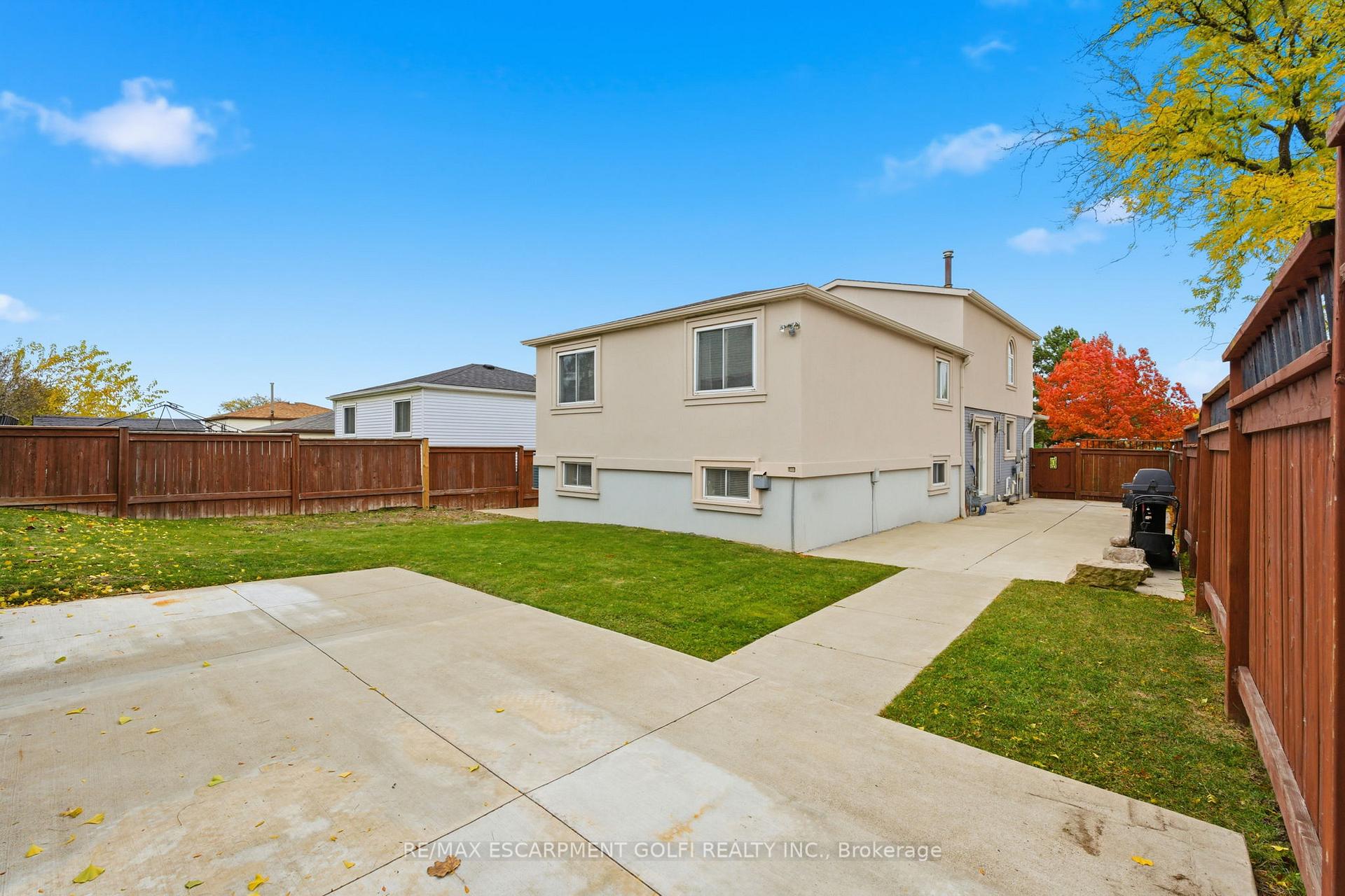 Photo 35 of 374 East 24TH Street, Hamilton, Burkholme — HOMEH