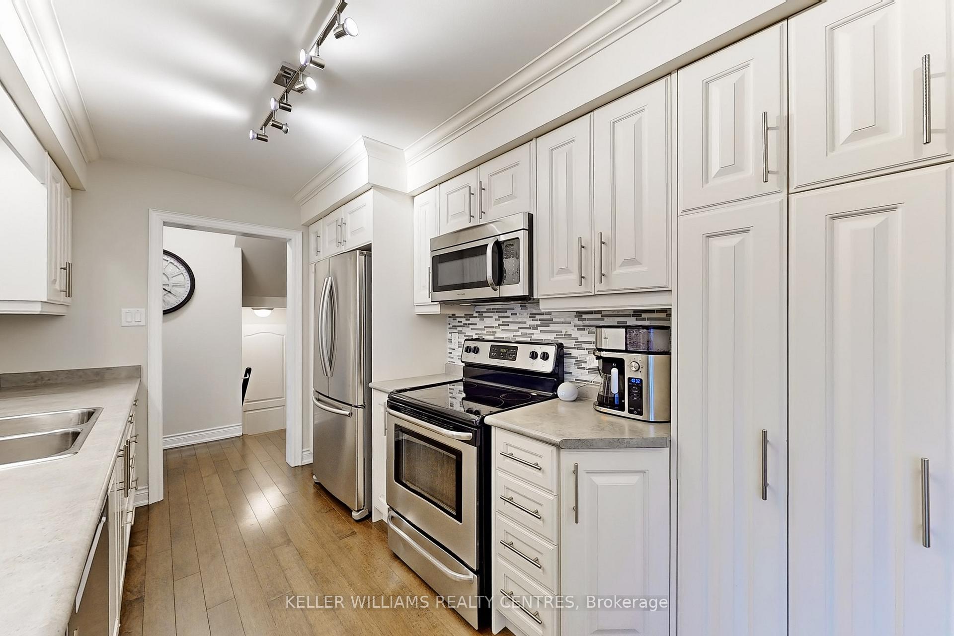 Photo 11 of 15 Burnaby Drive, Georgina, Keswick North — HOMEH