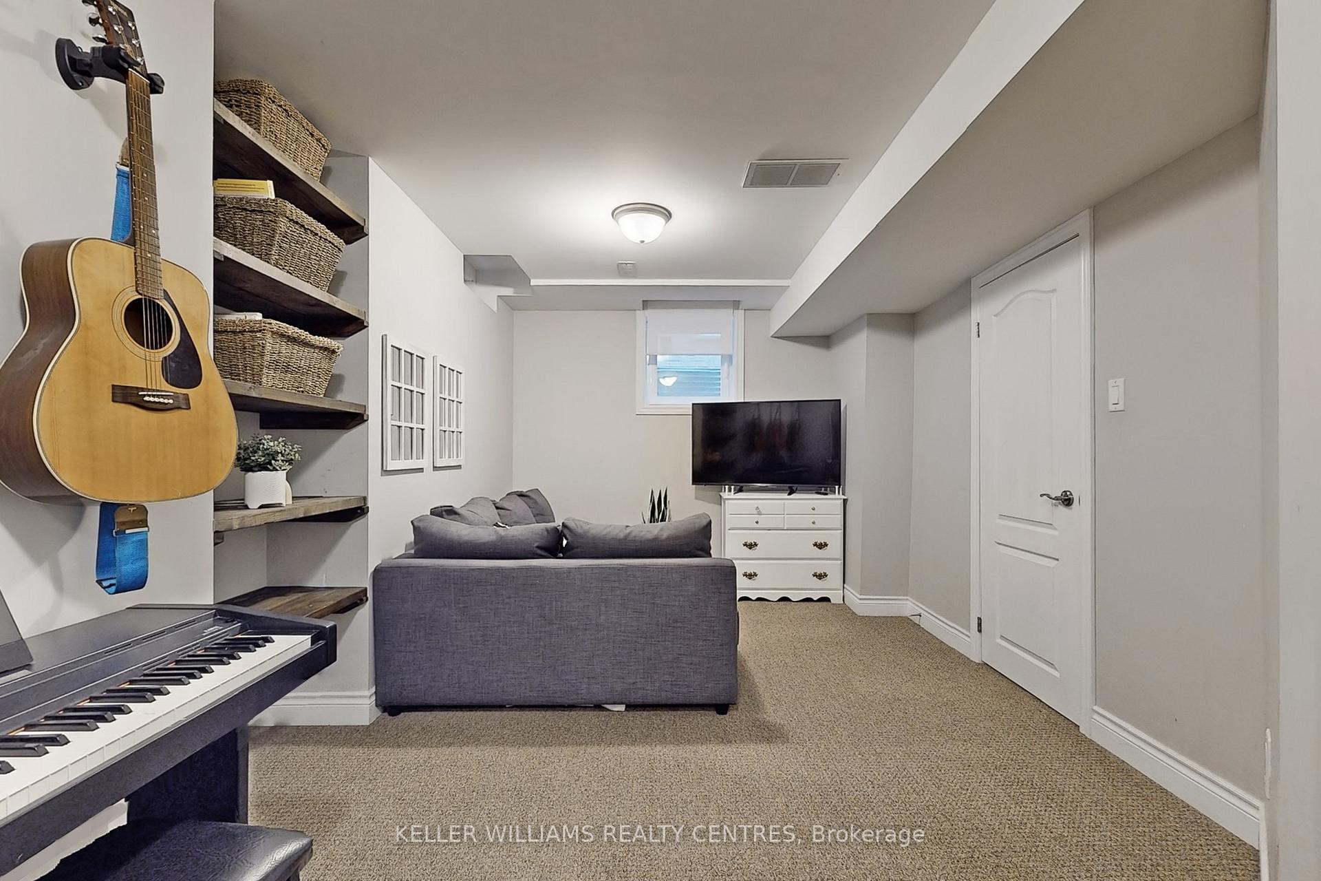 Photo 25 of 15 Burnaby Drive, Georgina, Keswick North — HOMEH