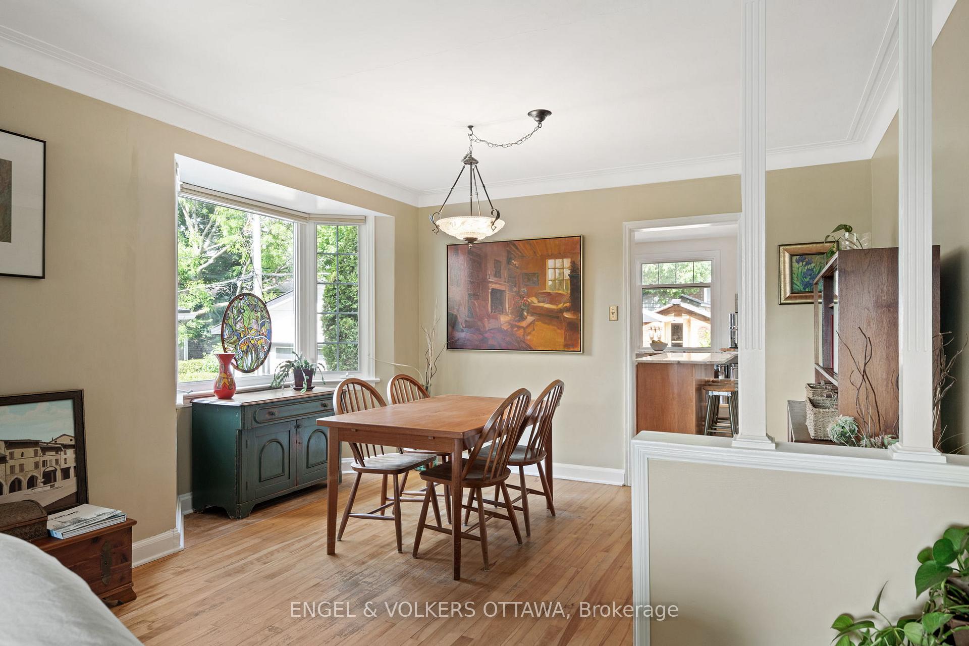 Photo 11 of 631 Rowanwood Avenue, Ottawa, McKellar/Highland — HOMEH