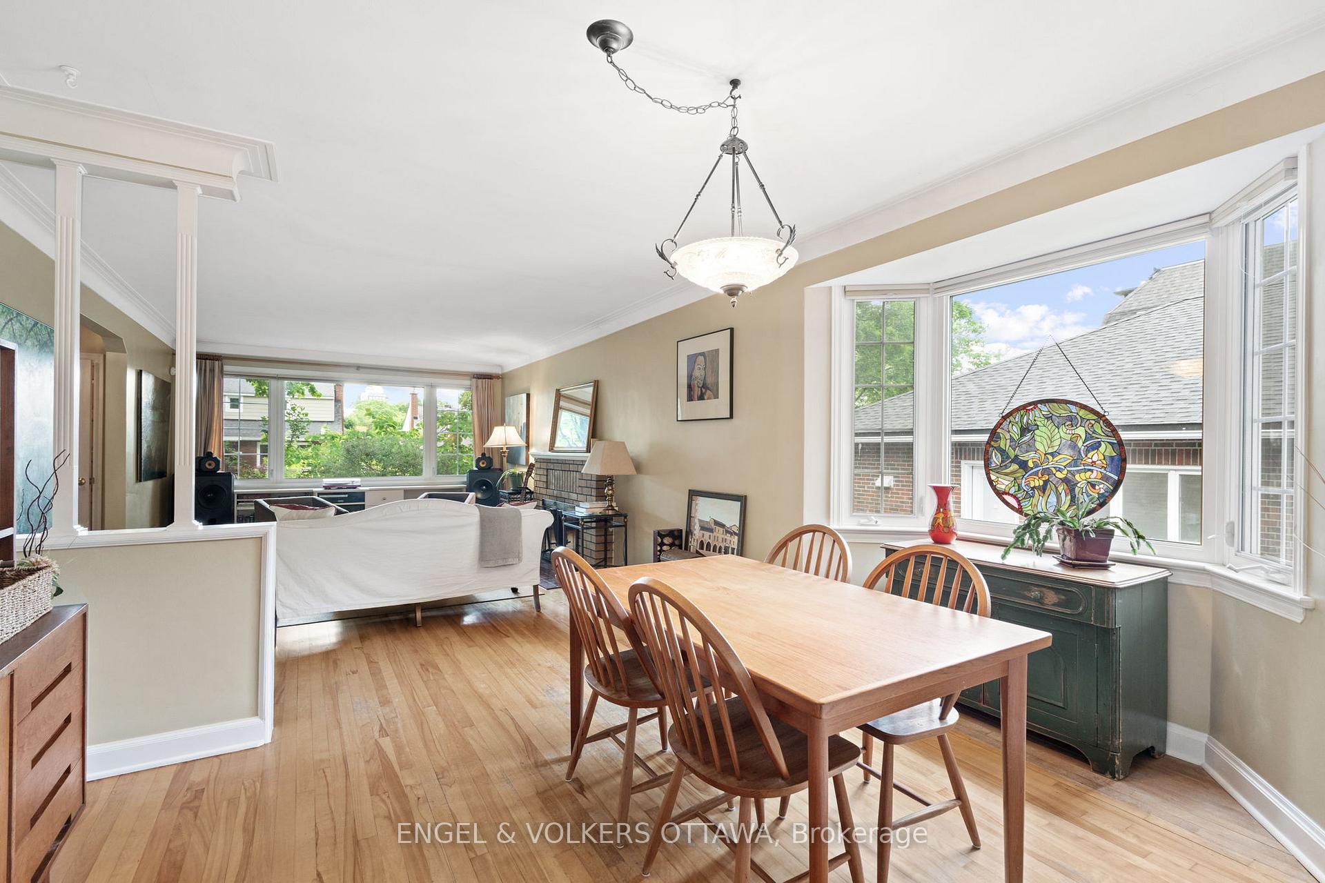 Photo 12 of 631 Rowanwood Avenue, Ottawa, McKellar/Highland — HOMEH