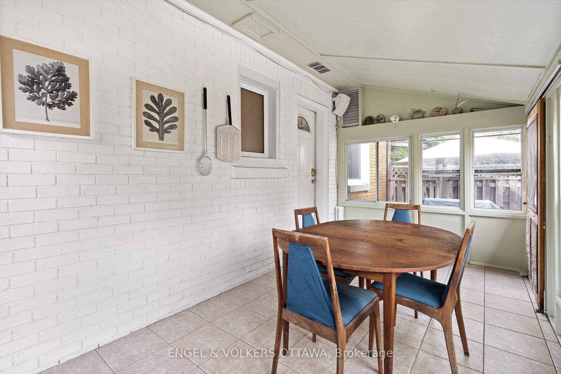 Photo 23 of 631 Rowanwood Avenue, Ottawa, McKellar/Highland — HOMEH