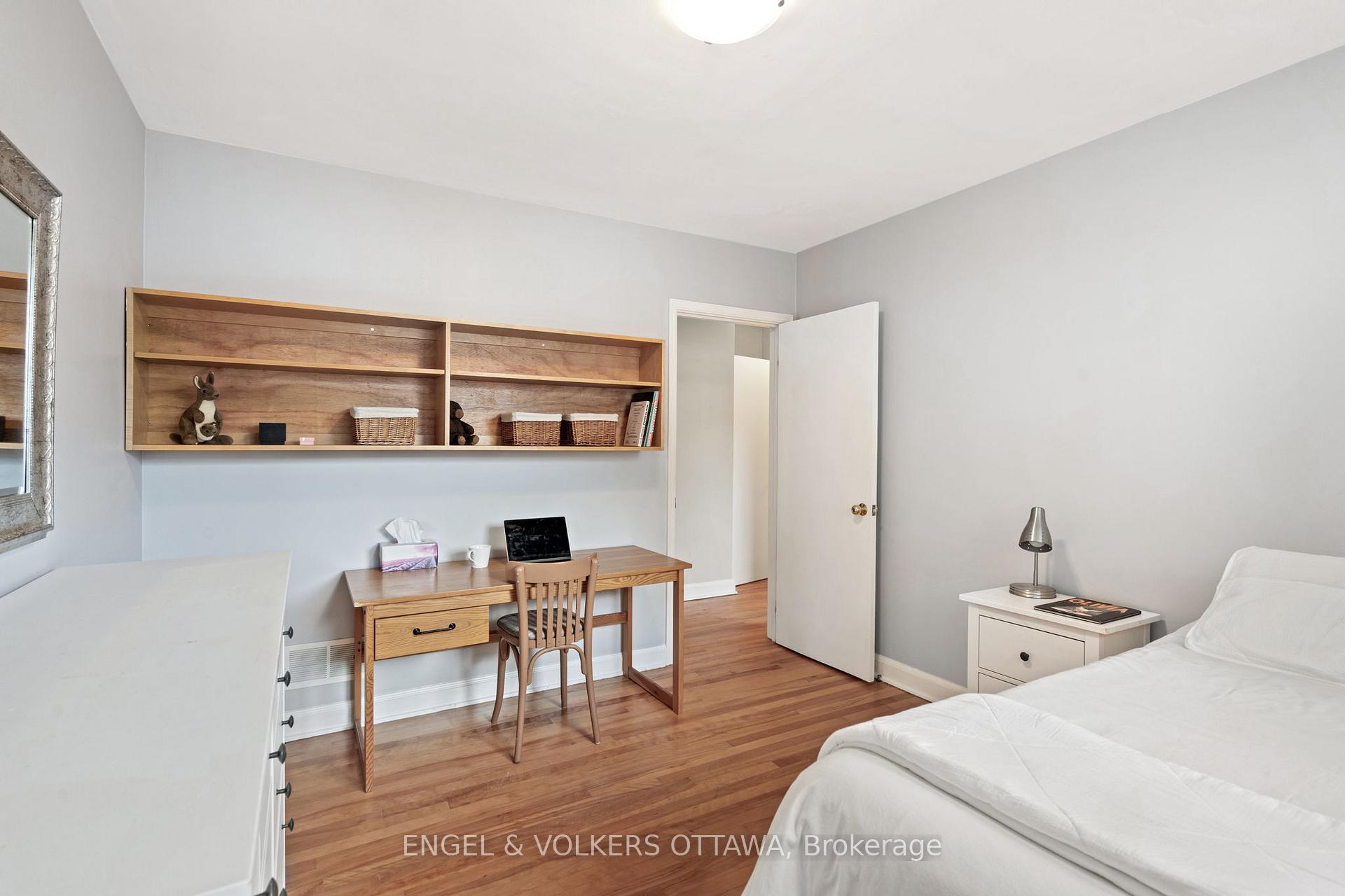 Photo 21 of 631 Rowanwood Avenue, Ottawa, McKellar/Highland — HOMEH
