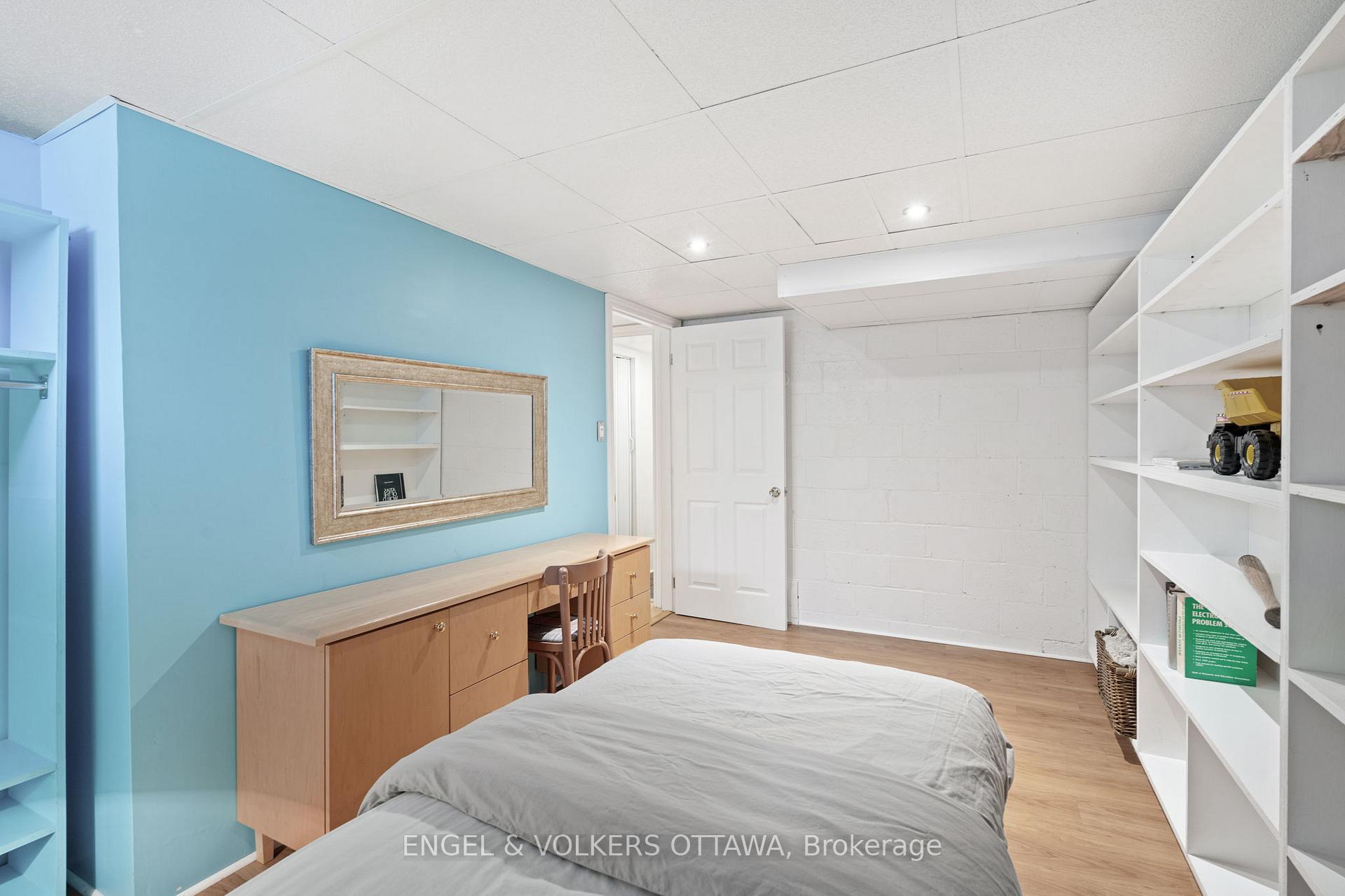 Photo 32 of 631 Rowanwood Avenue, Ottawa, McKellar/Highland — HOMEH