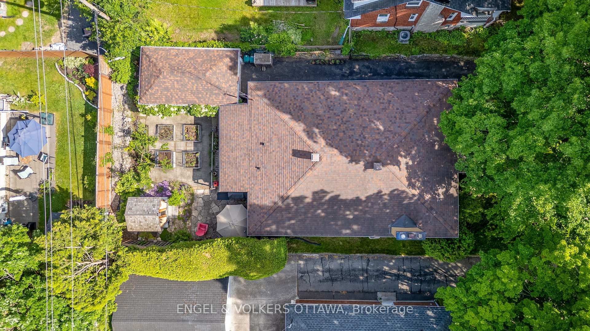Photo 39 of 631 Rowanwood Avenue, Ottawa, McKellar/Highland — HOMEH