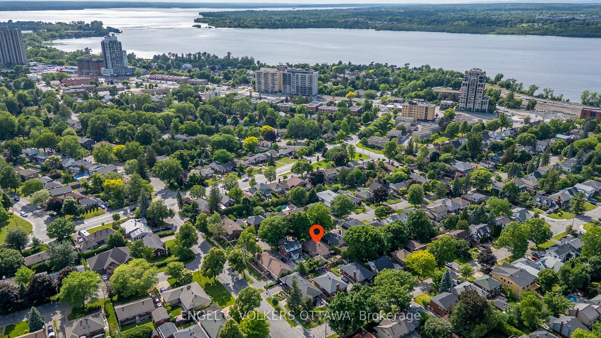 Photo 40 of 631 Rowanwood Avenue, Ottawa, McKellar/Highland — HOMEH