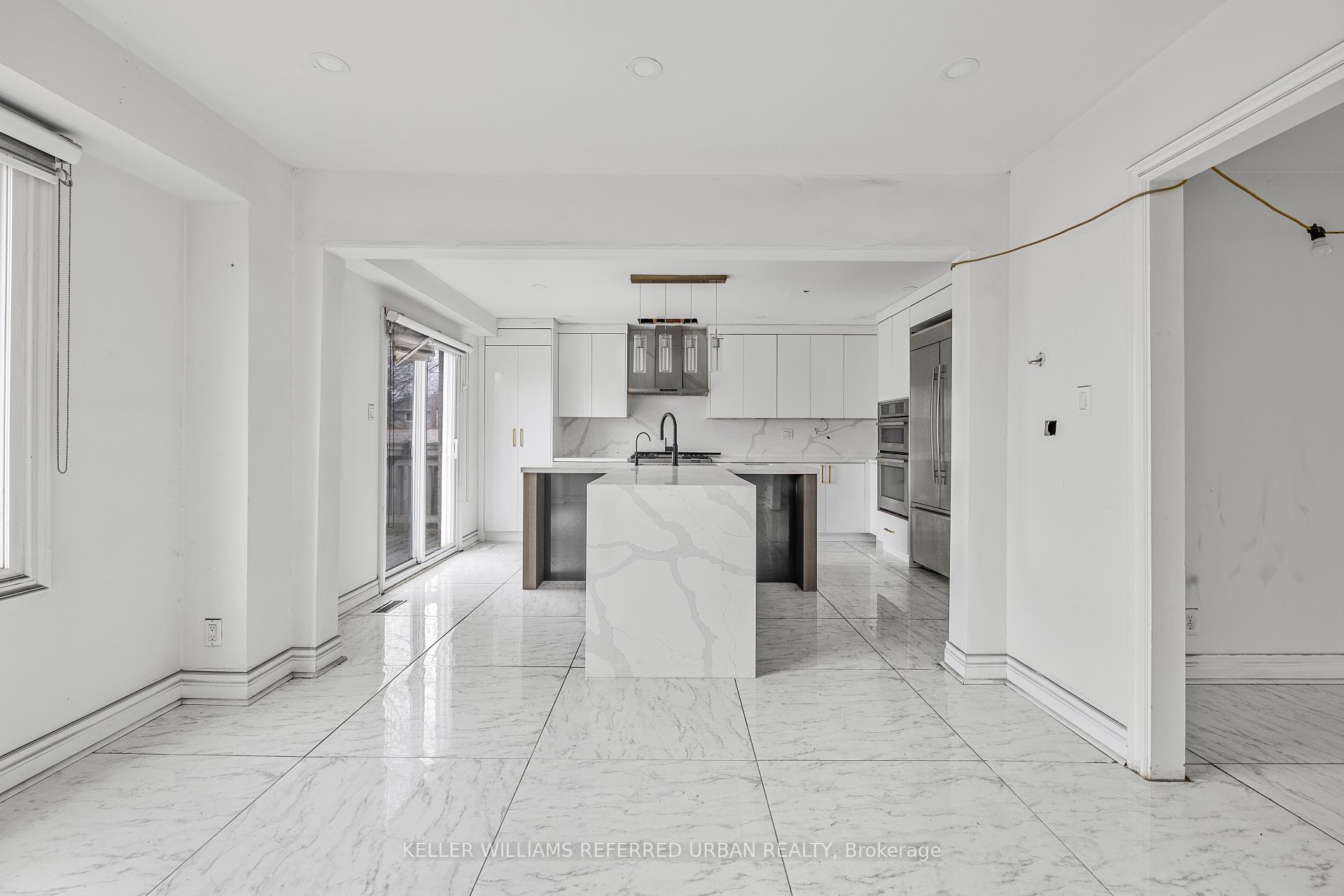 Photo 8 of 135 Natanya Boulevard, Georgina, Keswick North — HOMEH