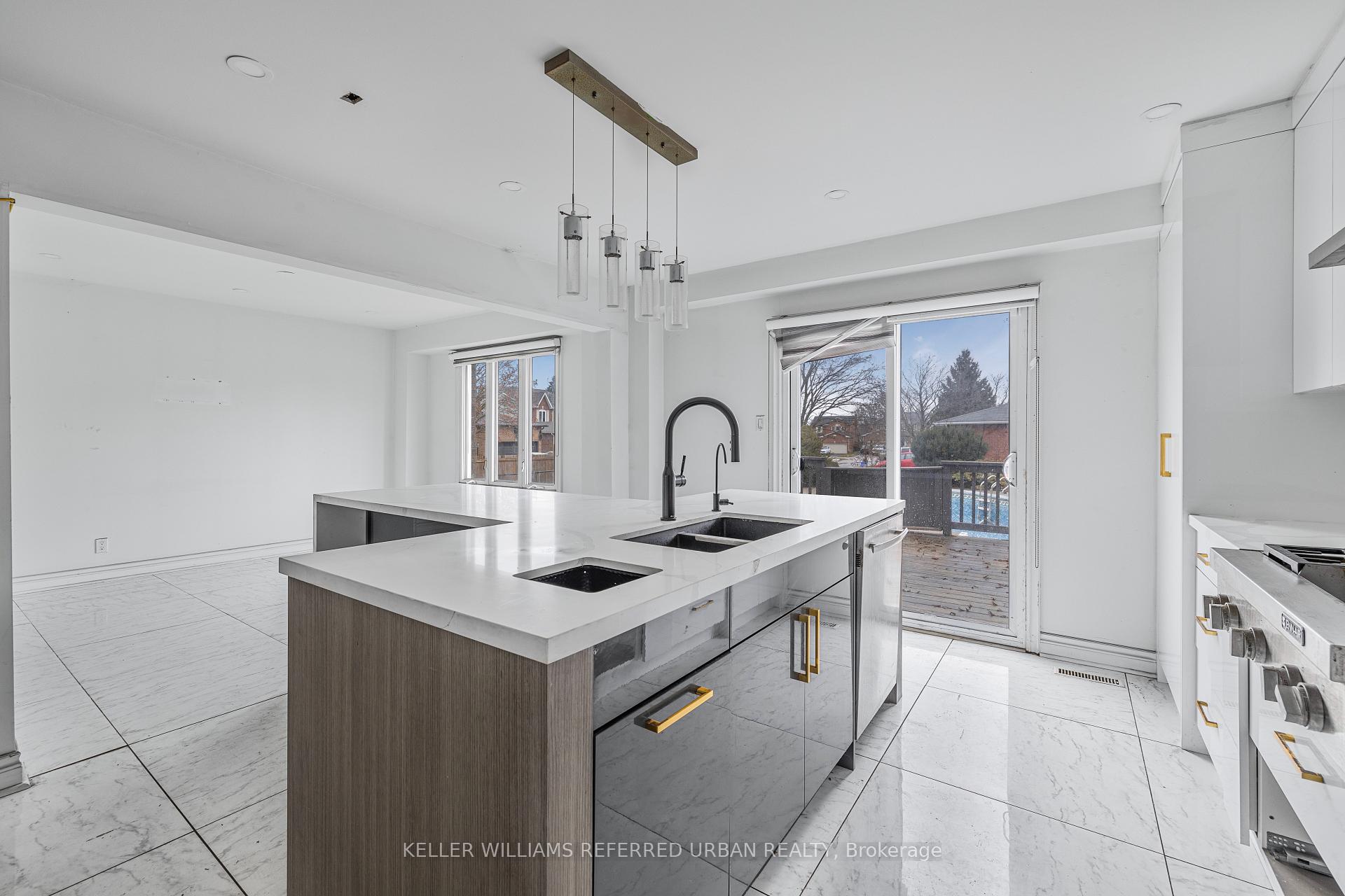 Photo 13 of 135 Natanya Boulevard, Georgina, Keswick North — HOMEH